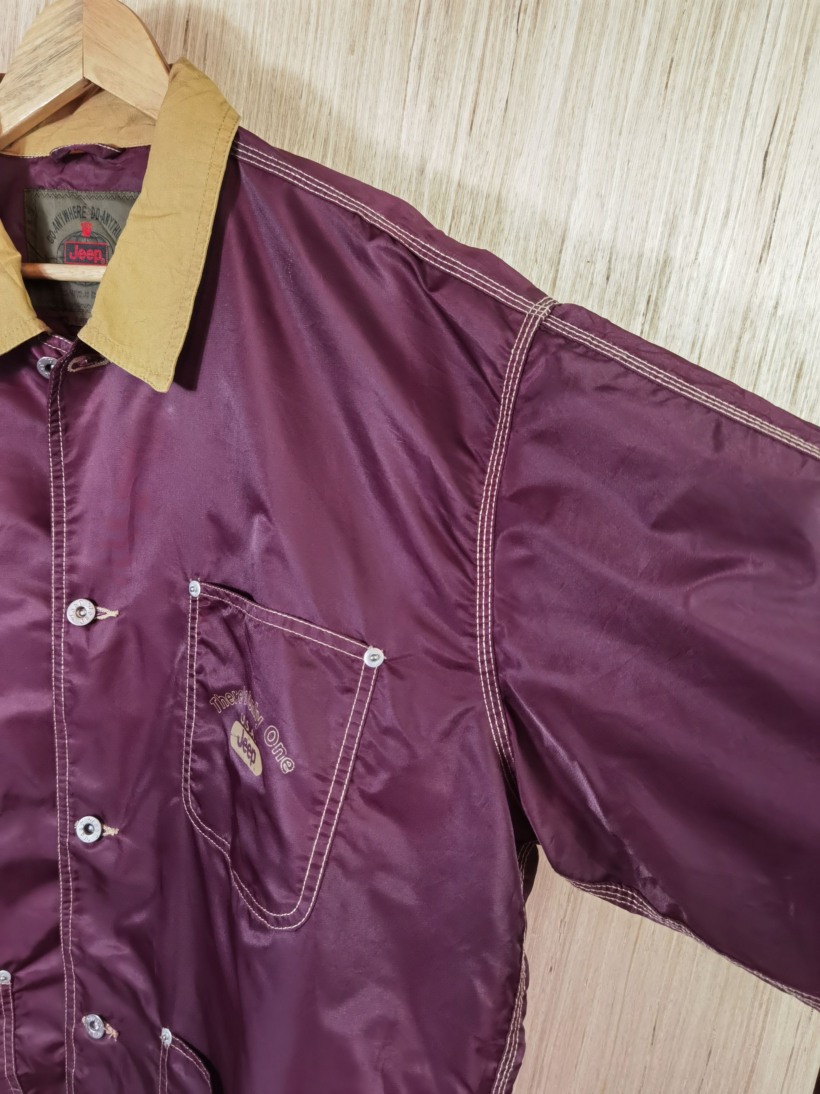 G10 VINTAGE CHECK JEEP COACH JACKET MAROON