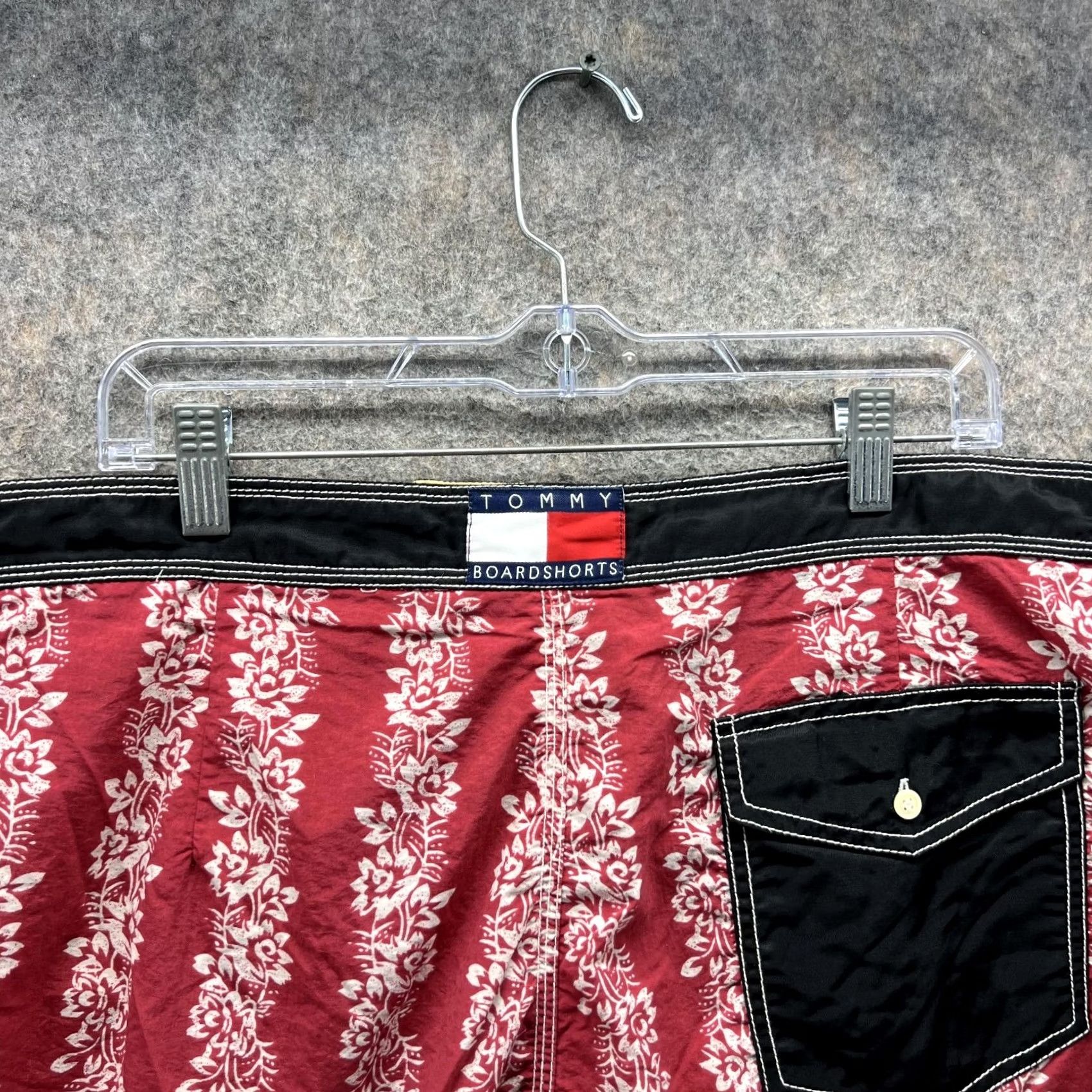 Tommy Hilfiger VINTAGE Tommy Hilfiger Shorts Men XL Red Striped Floral Nylon Swim Bottom Trunk Pool Swimwear Polyester Lining Size US 36 / EU 52 - 3 Thumbnail