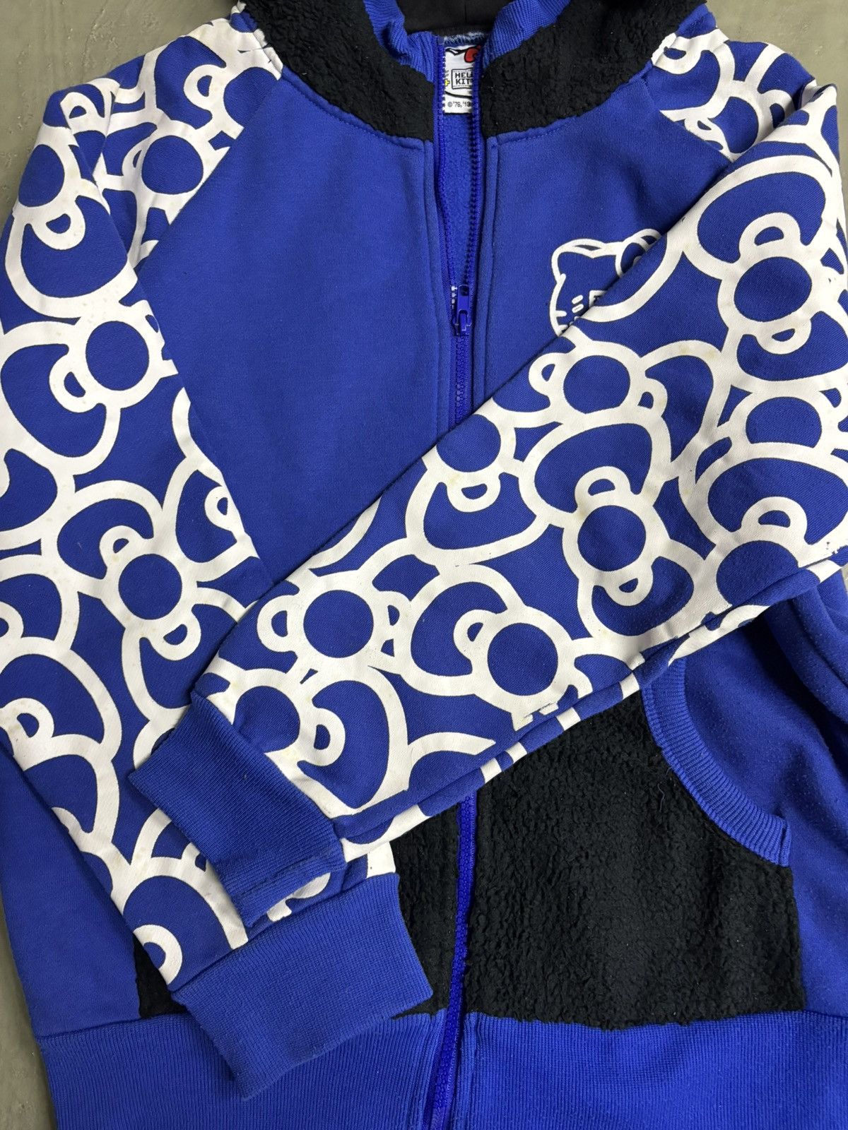 Beauty Beast HELLO KITTY WOOL HOODIE Size US M / EU 48-50 / 2 - 6 Thumbnail