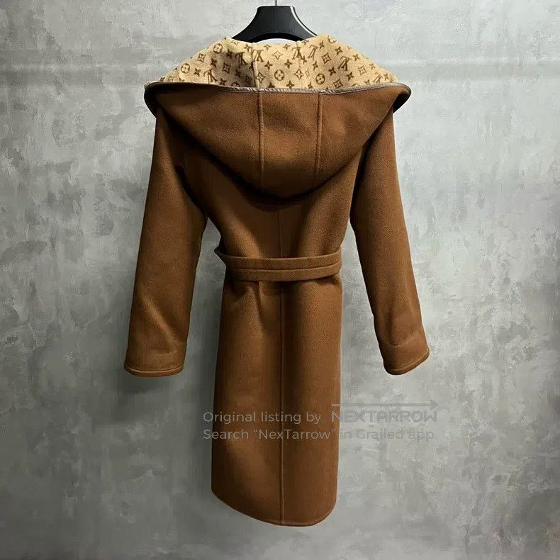 Louis Vuitton Louis Vuitton Brown Logo Letter Reversible Hooded Lace Up Size XXS / US 00 / IT 34 - 5 Thumbnail