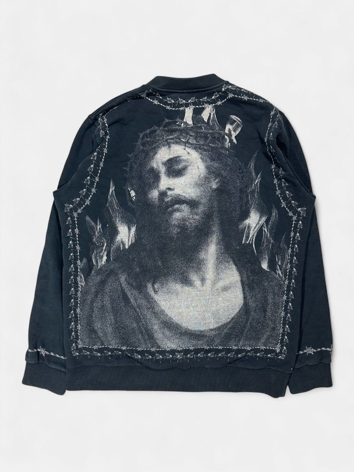 Givenchy Givenchy - SS16 Jesus Barbwire Crewneck Size US L / EU 52-54 / 3 - 2 Thumbnail