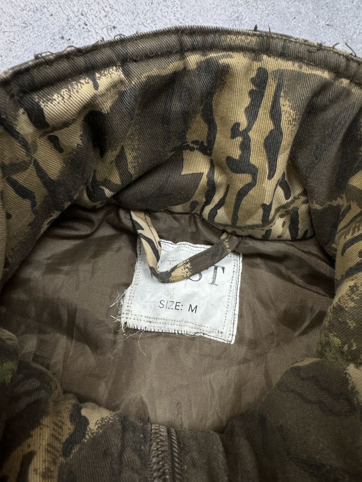 Vintage Camouflage trees camo vintage vest 90s Size US M / EU 48-50 / 2 - 4 Thumbnail