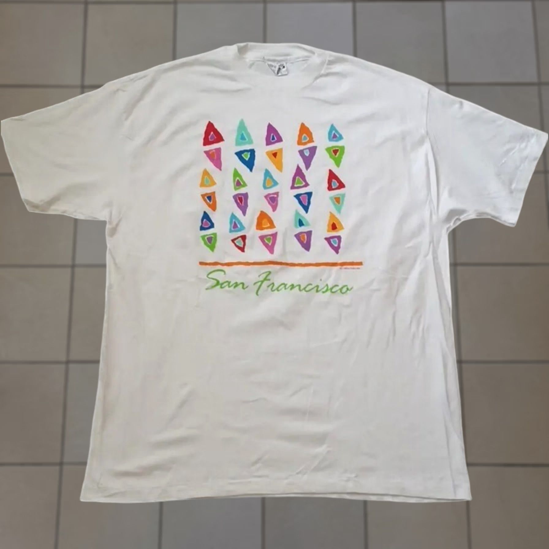 Hanes VINTAGE Hanes Beefy-T Shirt XL White Triangle Graphic USA Mens 1990s San Francisco California 90s Graphic Print Shirt Size US XL / EU 56 / 4 - 1 Thumbnail