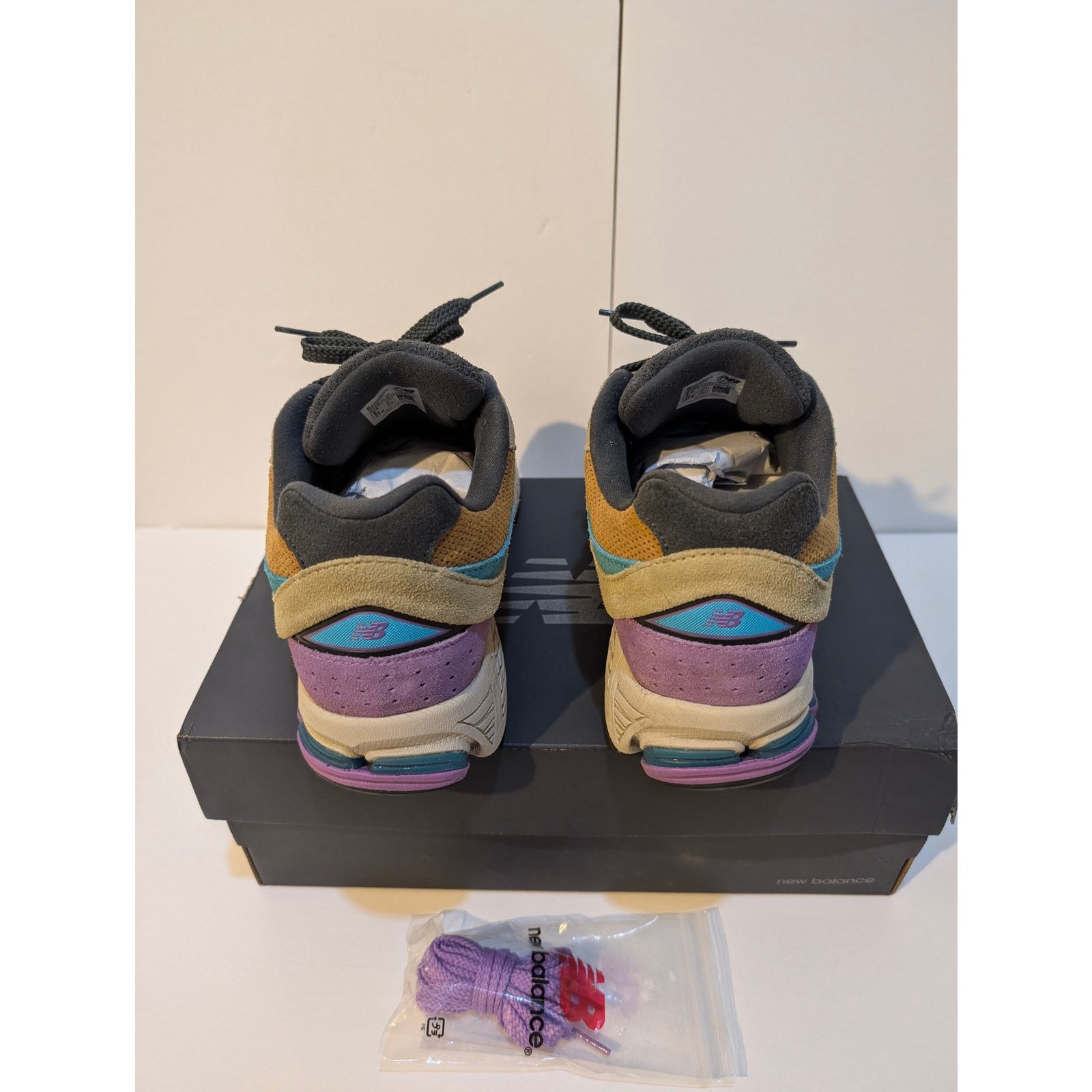 New Balance New Balance x J. Crew 2002R Rain Cloud/Prism Purple Incense Size US 9.5 / EU 42-43 - 2 Thumbnail