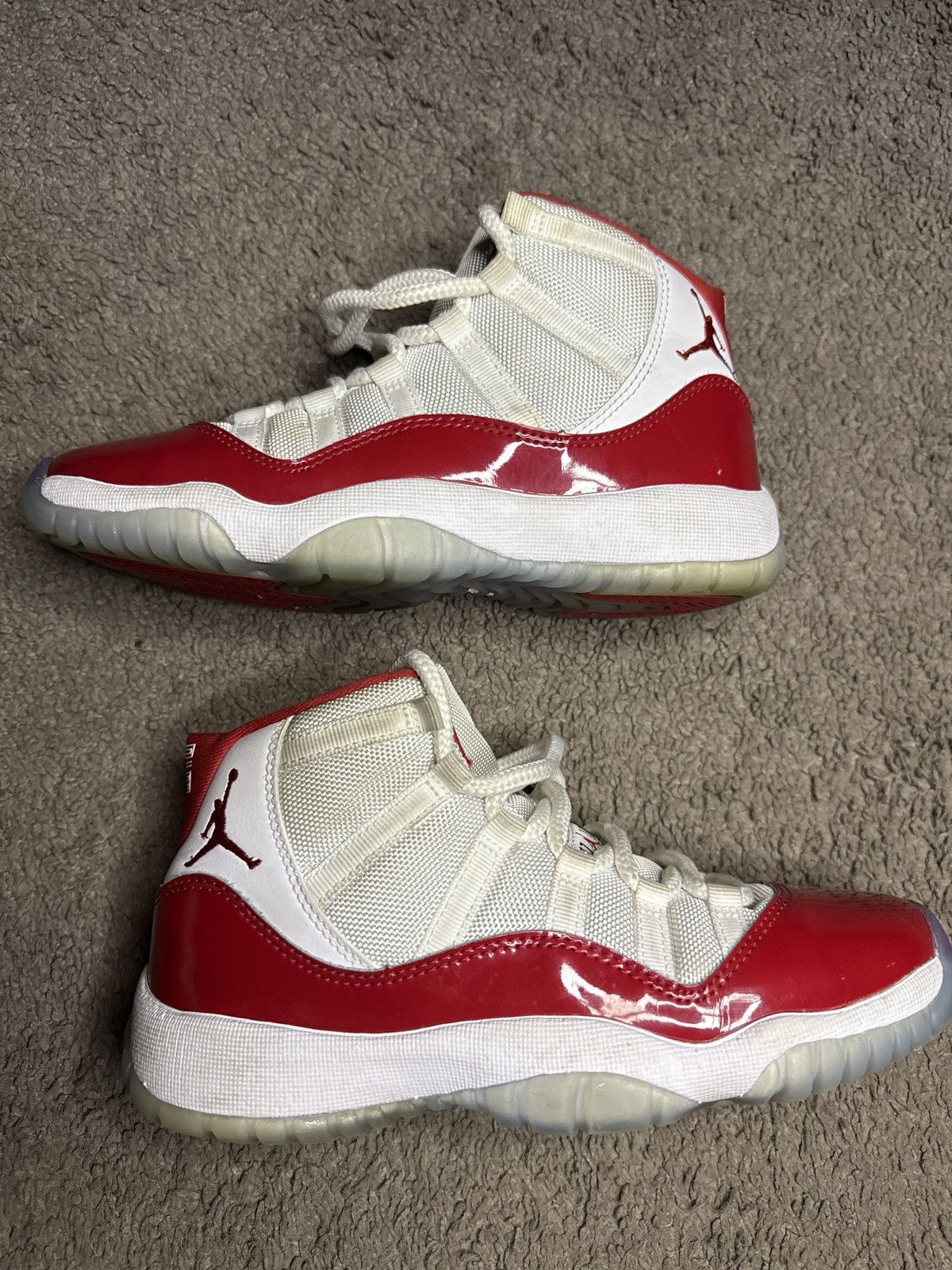Jordan Brand Jordan cherry 11s Size US 5.5 / EU 38 - 1 Thumbnail