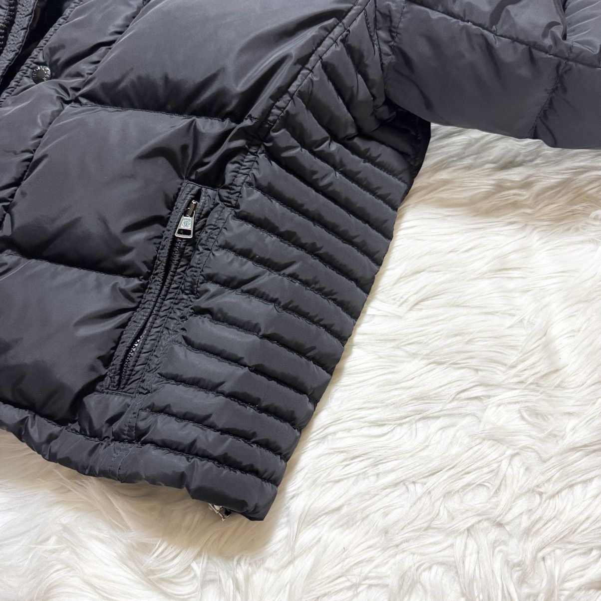 Moncler good condition Moncler AUSTIN biker down jacket 1 black Size US S / EU 44-46 / 1 - 18 Thumbnail