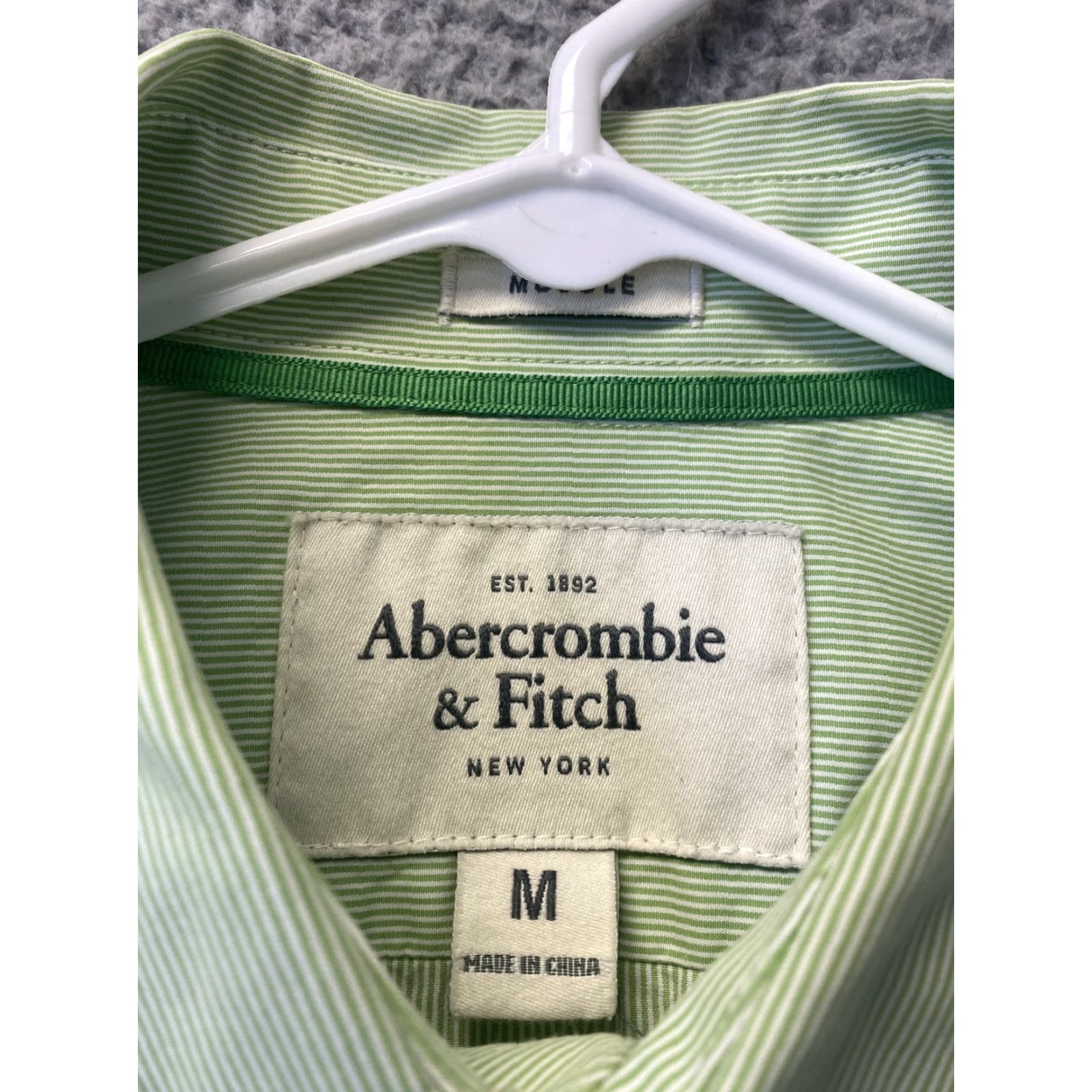 Abercrombie & Fitch VINTAGE Abercrombie & Fitch Button-Up Shirt M Green Striped Classic Long Sleeve Casual Mens Size US M / EU 48-50 / 2 - 5 Thumbnail