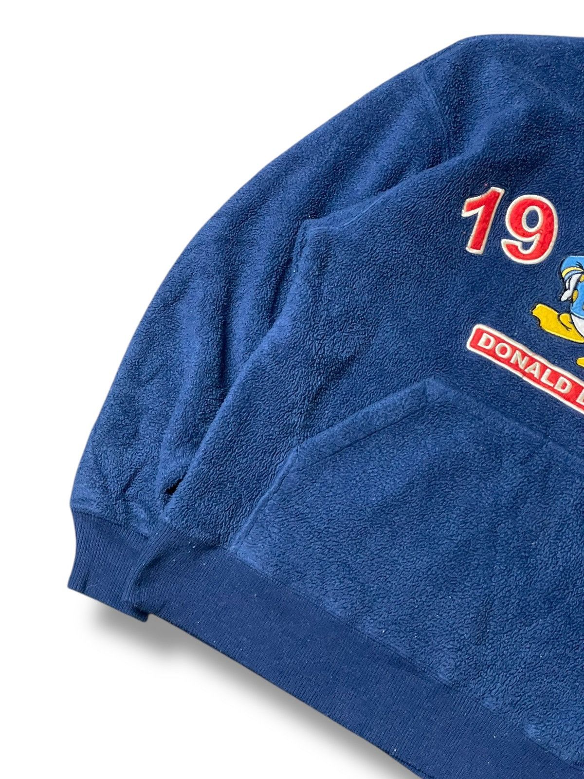 Disney × Japanese Brand × Vintage Disney Embroidered Donald Duck Fleece Hoodies (116) Size US XXS / EU 40 - 4 Thumbnail