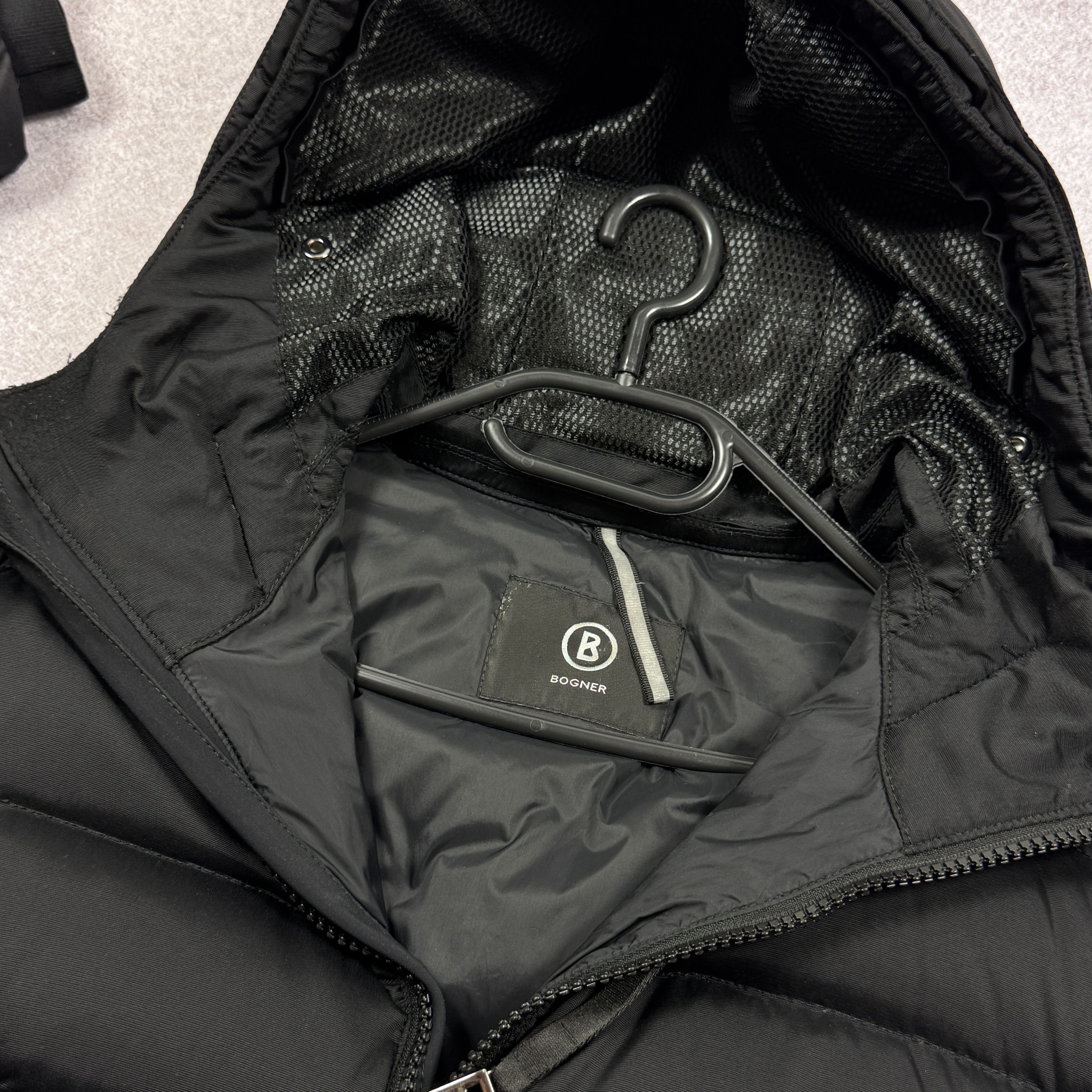Bogner Men`s BOGNER Puffer Black Embroidered Logo Anorak Ski Jacket Size US L / EU 52-54 / 3 - 14 Thumbnail