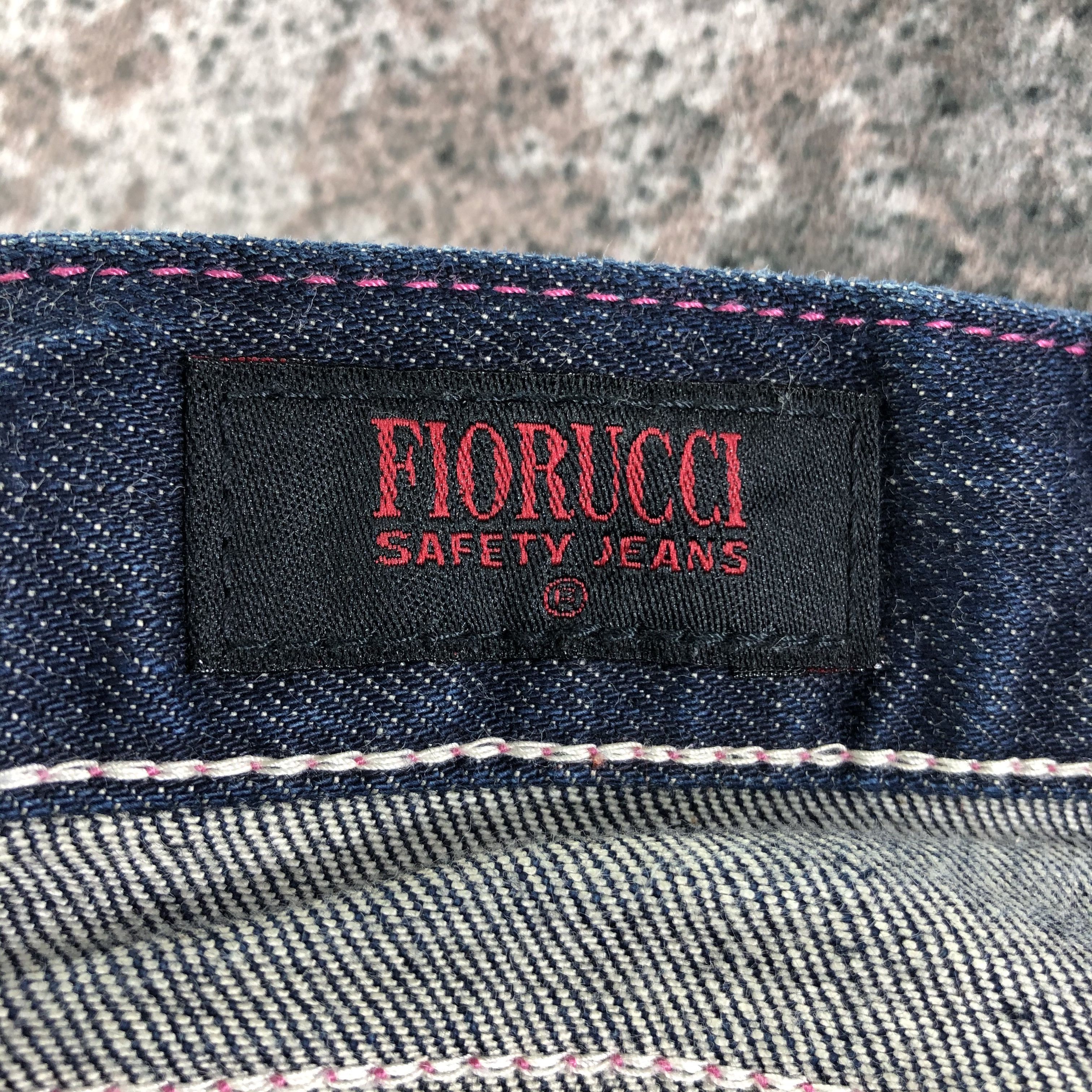 Fiorucci Distress Fiorucci Selvedge Jeans Size 27" / US 4 / IT 40 - 8 Thumbnail