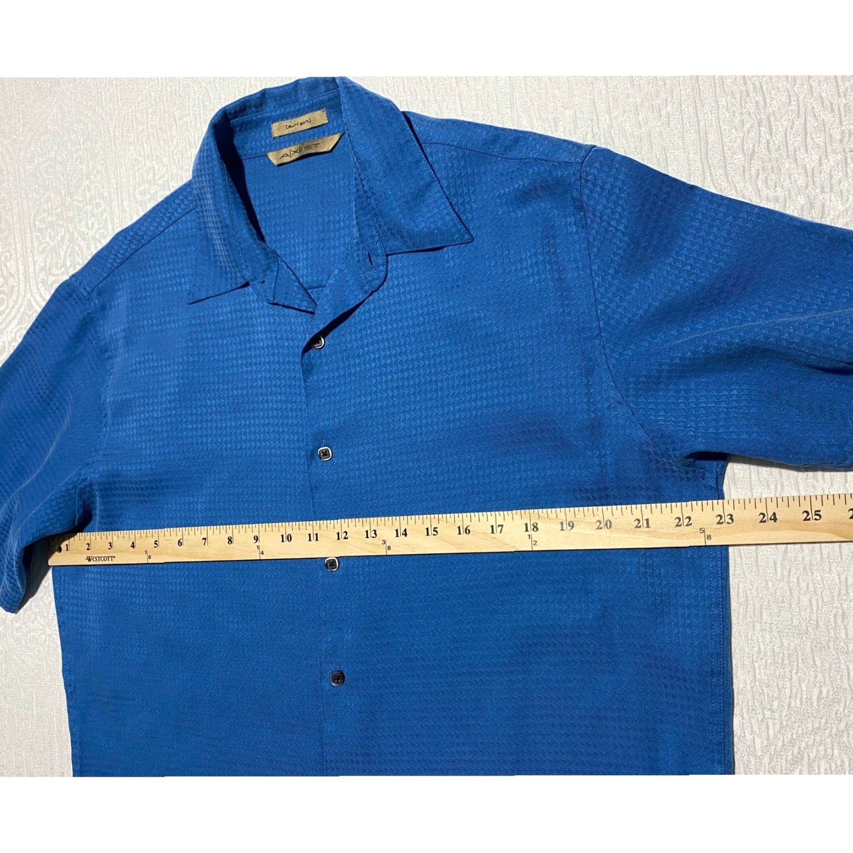 Vintage VINTAGE AXIST Mens Surf Soft Blue Textured Short Sleeve Button Down Shirt Size Medium Size US M / EU 48-50 / 2 - 6 Thumbnail