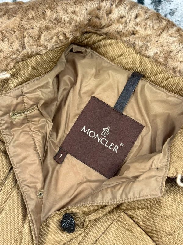 Moncler Vintage Moncler down bomber jacket beige S Size S / US 4 / IT 40 - 4 Thumbnail