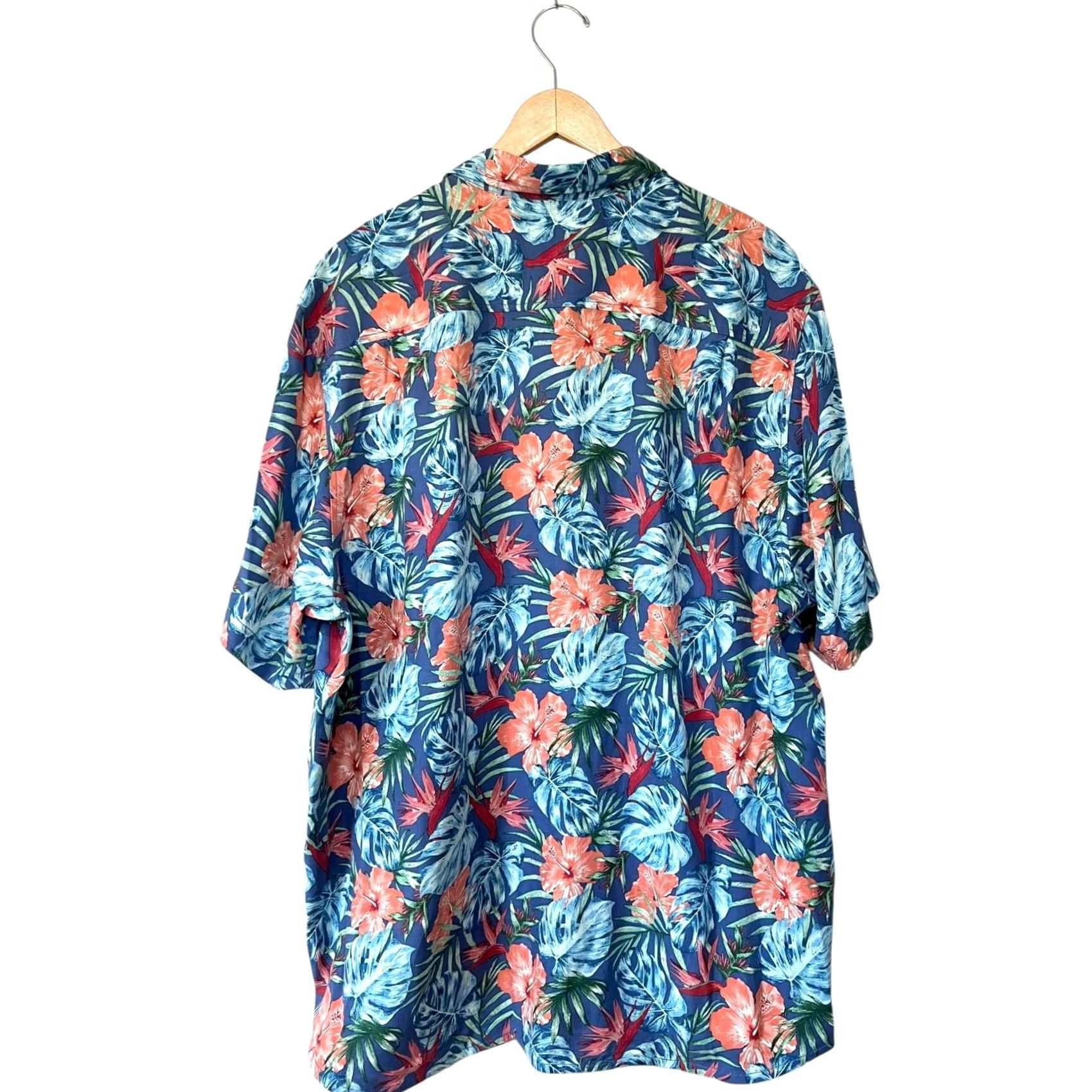 Tommy Bahama Tommy Bahama Men’s Silk Camp Short Sleeve Shirt XL Blue Hawaiian Tropical 100% Silk Button-Up" Size US XL / EU 56 / 4 - 3 Thumbnail