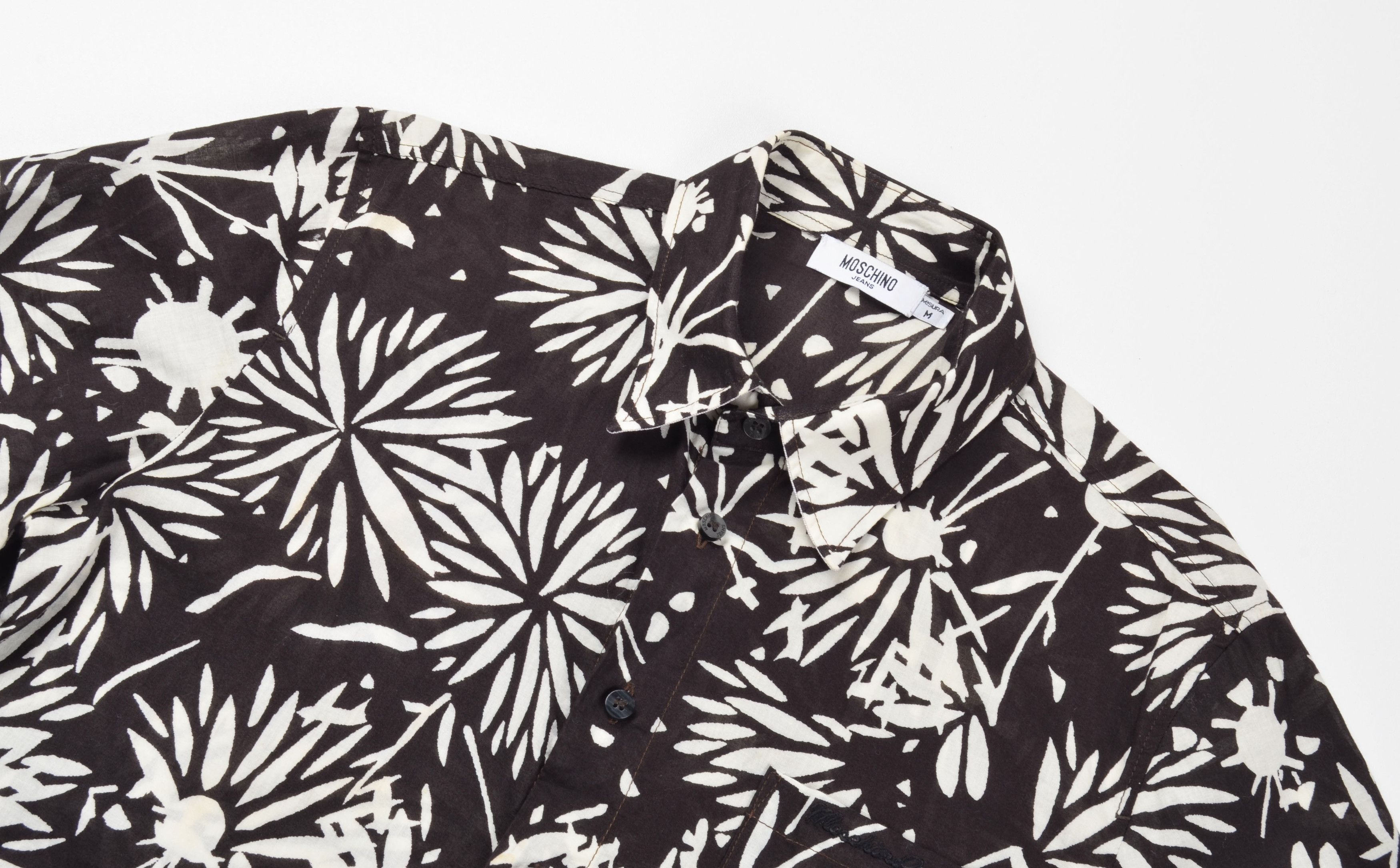 Moschino Vintage Moschino 90's Floral Short Sleeve Shirt Size US M / EU 48-50 / 2 - 2 Thumbnail