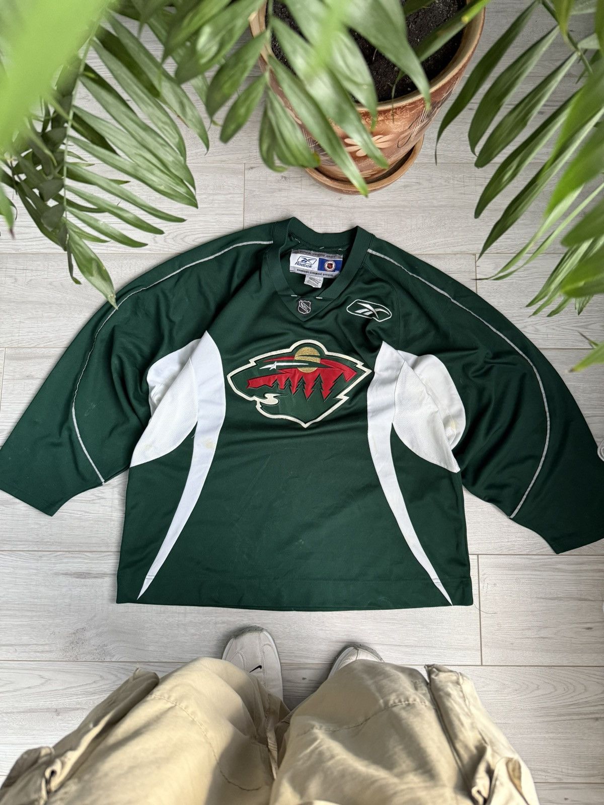 Ccm Vintage Minnesota Wild hockey jerseys Reebok shirt Size US L / EU 52-54 / 3 - 1 Thumbnail