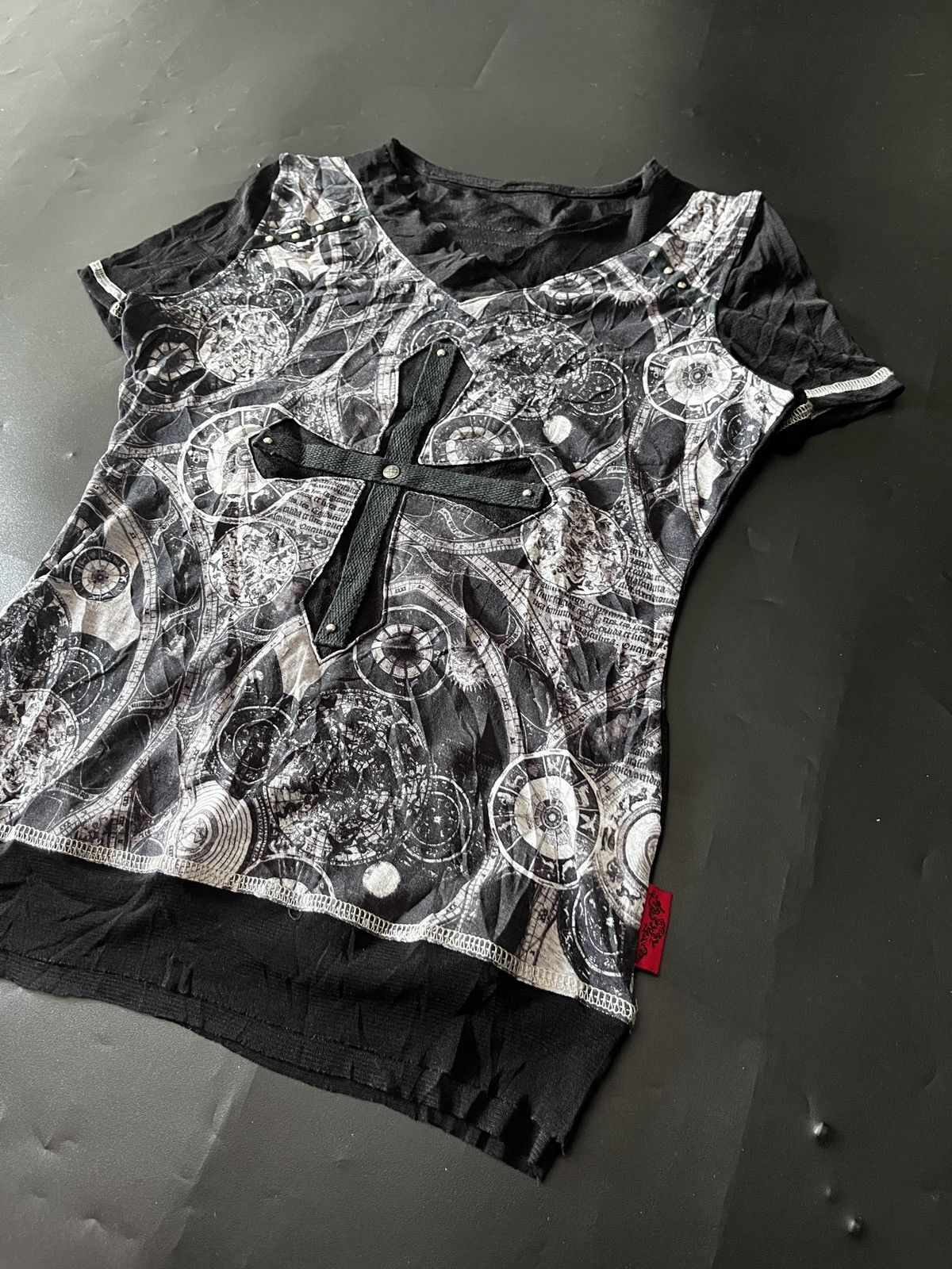 Japanese Brand Ozz On mesh tatto Cross jpg Style Size US XS / EU 42 / 0 - 2 Thumbnail