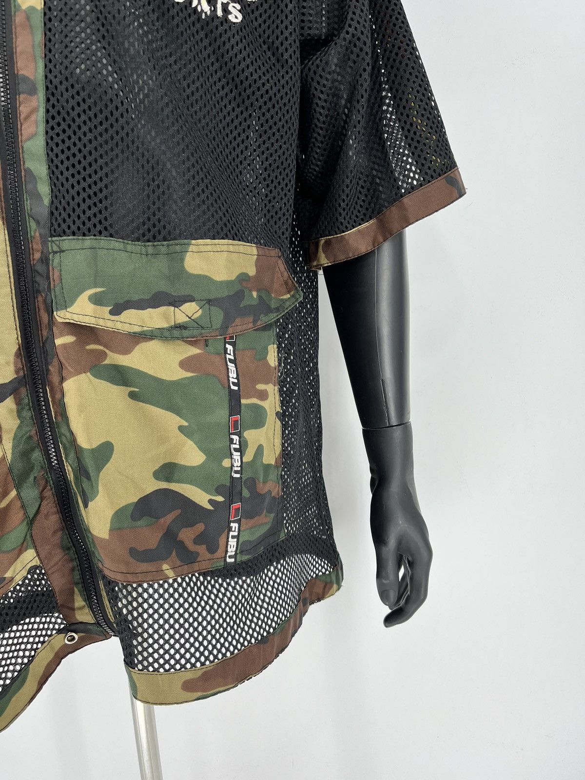 Fubu × Vintage Vintage 90s Fubu Camo Sports Side Tapes Zipper Jacket Tshir Size US L / EU 52-54 / 3 - 7 Thumbnail