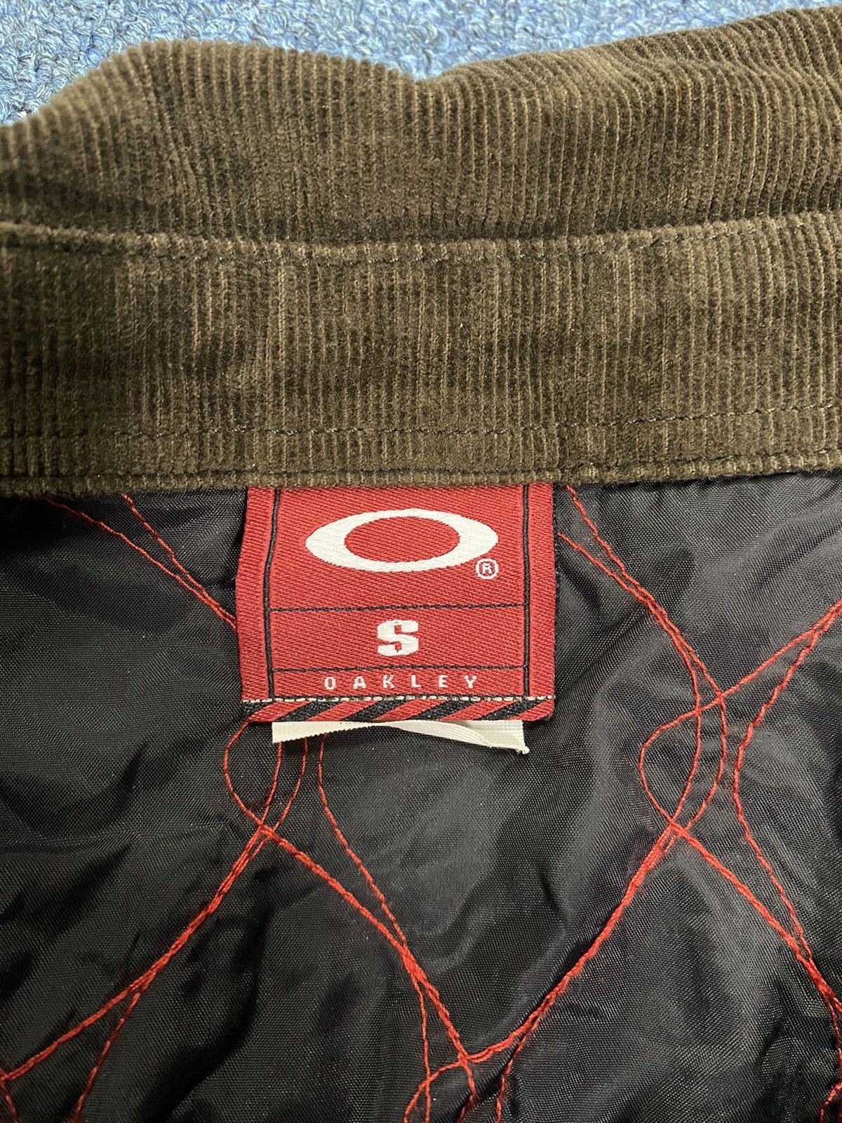 Oakley 90’s Oakley Corduroy Shirt Jacket Size US S / EU 44-46 / 1 - 7 Thumbnail