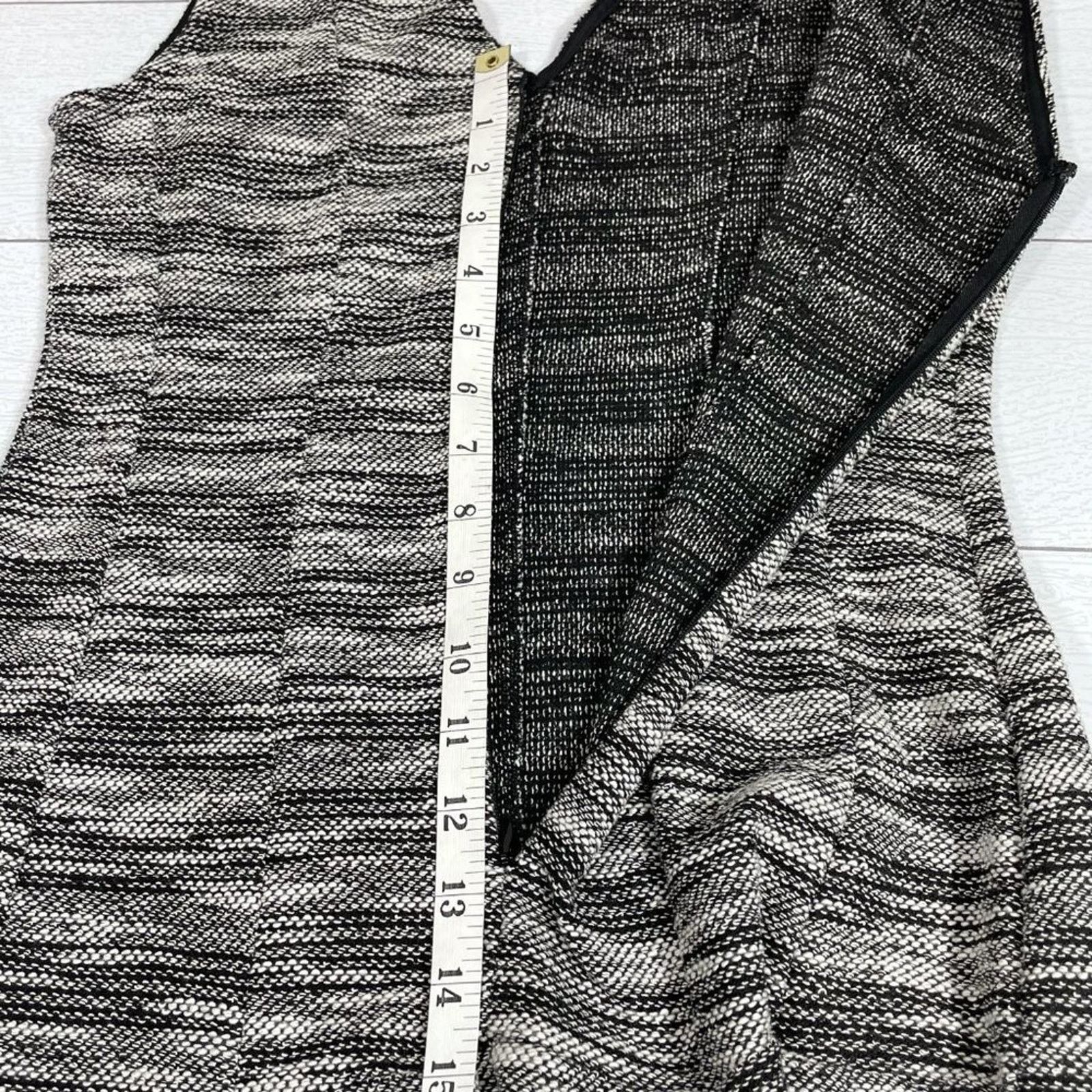 Banana Republic Banana Republic Gray Tweed Skater Dress Size 6 Fit & Flare Size M / US 6-8 / IT 42-44 - 13 Thumbnail