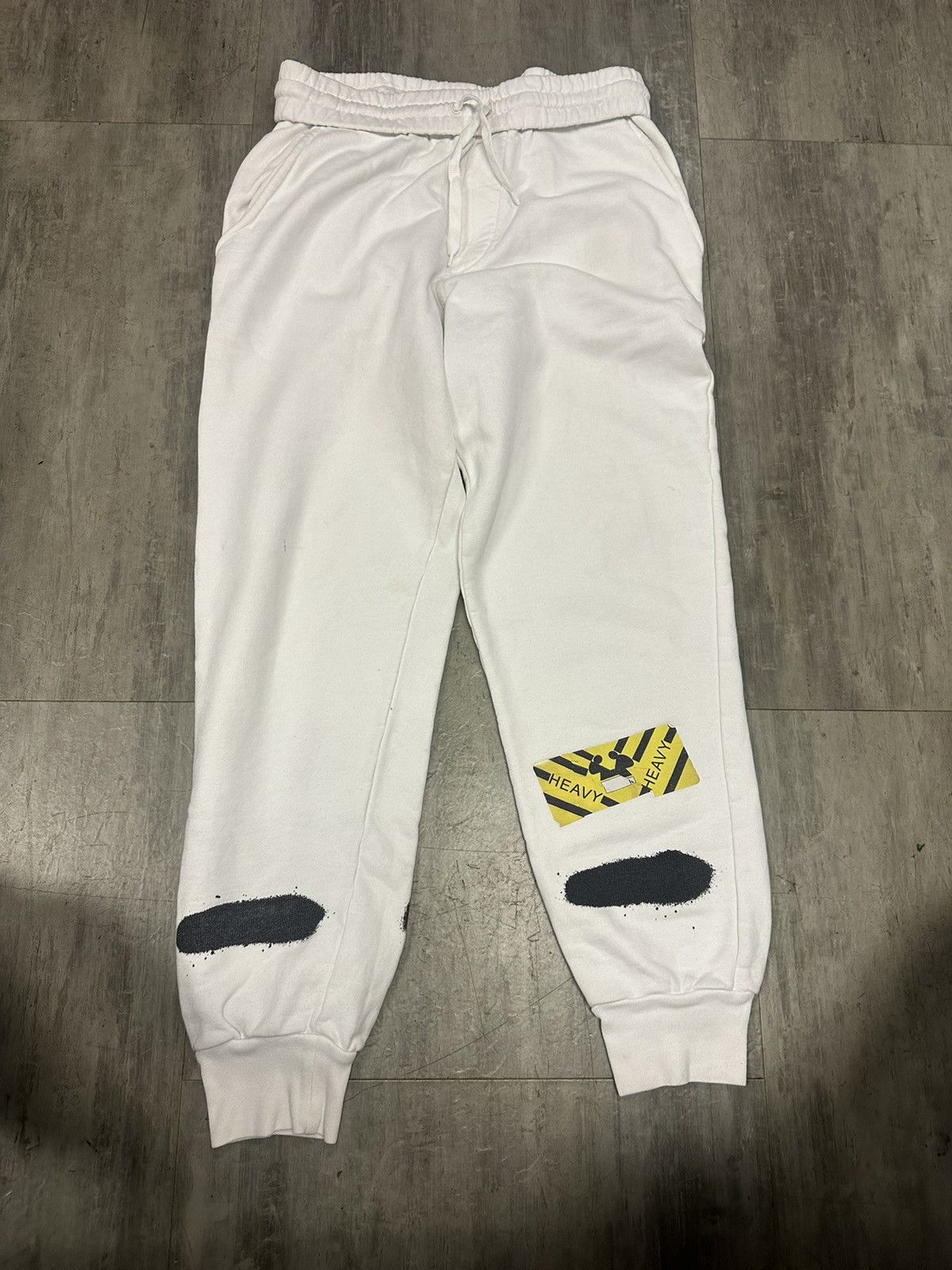 Off-White Off white sweat pants white pre owned medium Size US 34 / EU 50 - 1 Thumbnail
