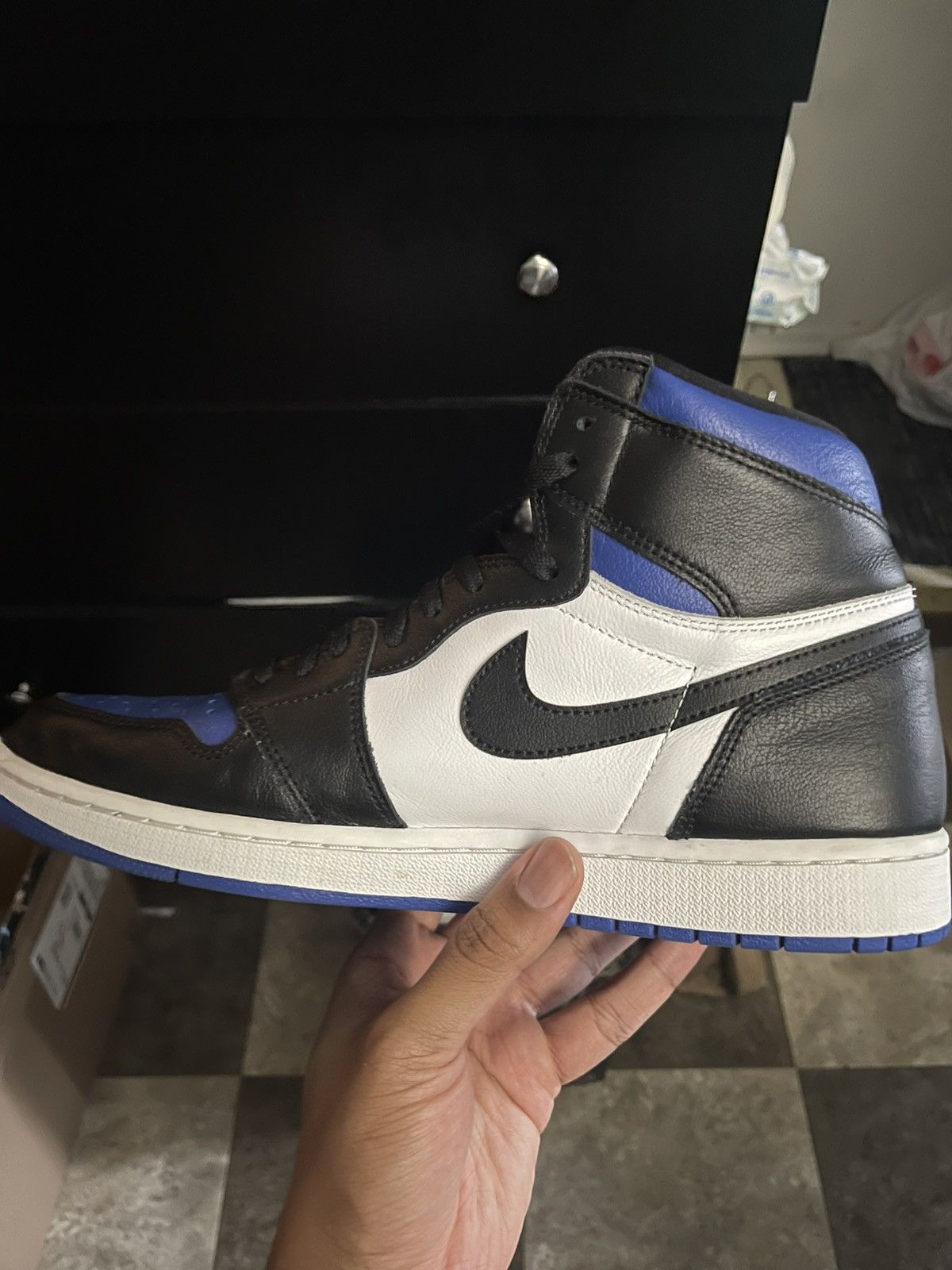 Jordan Brand × Nike Air Jordan 1 High OG Royal Toe Size 13 Size US 13 / EU 46 - 10 Thumbnail