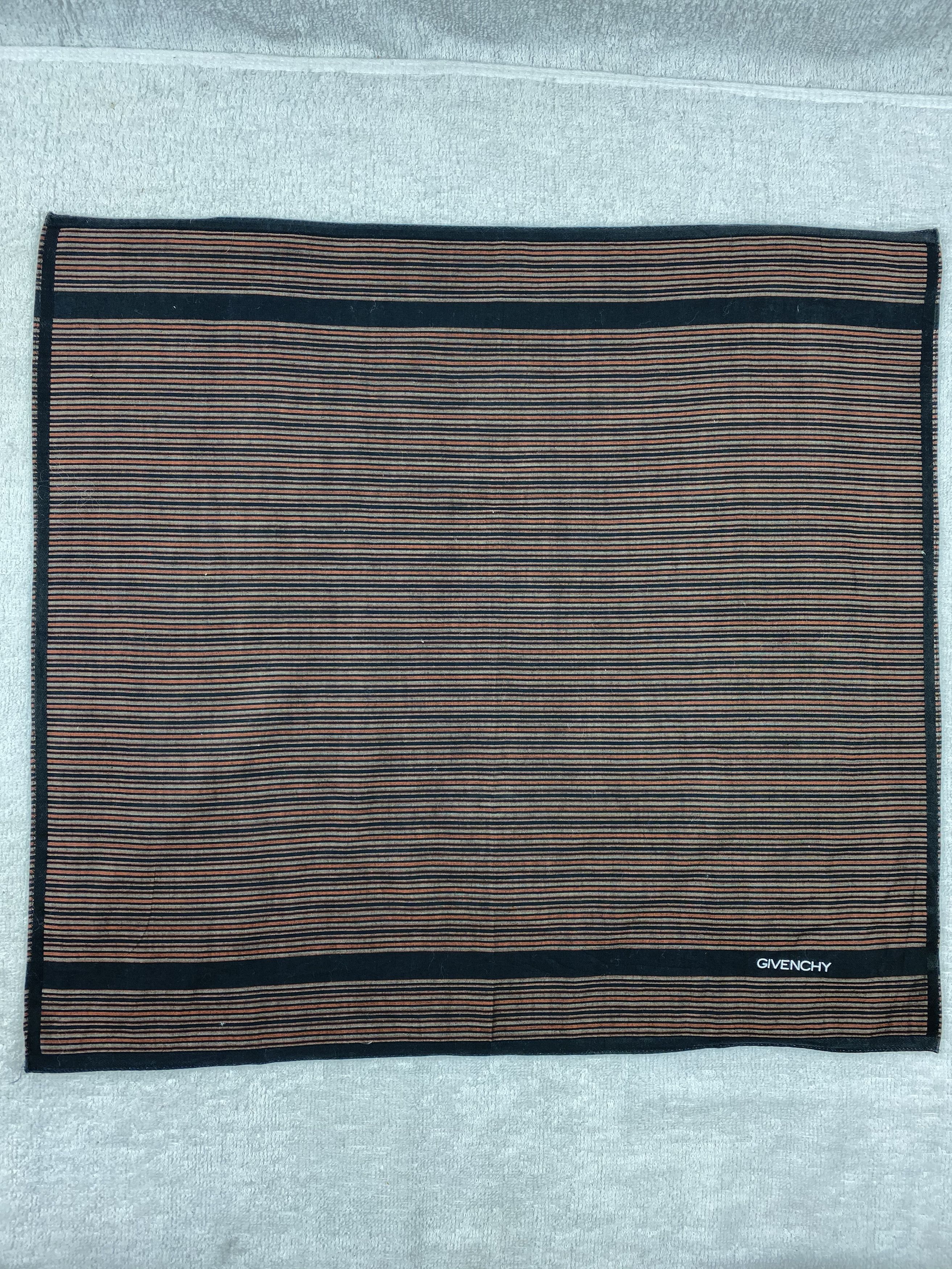Vintage Givenchy Handkerchief / Bandana / Neckerchief Size ONE SIZE - 3 Thumbnail
