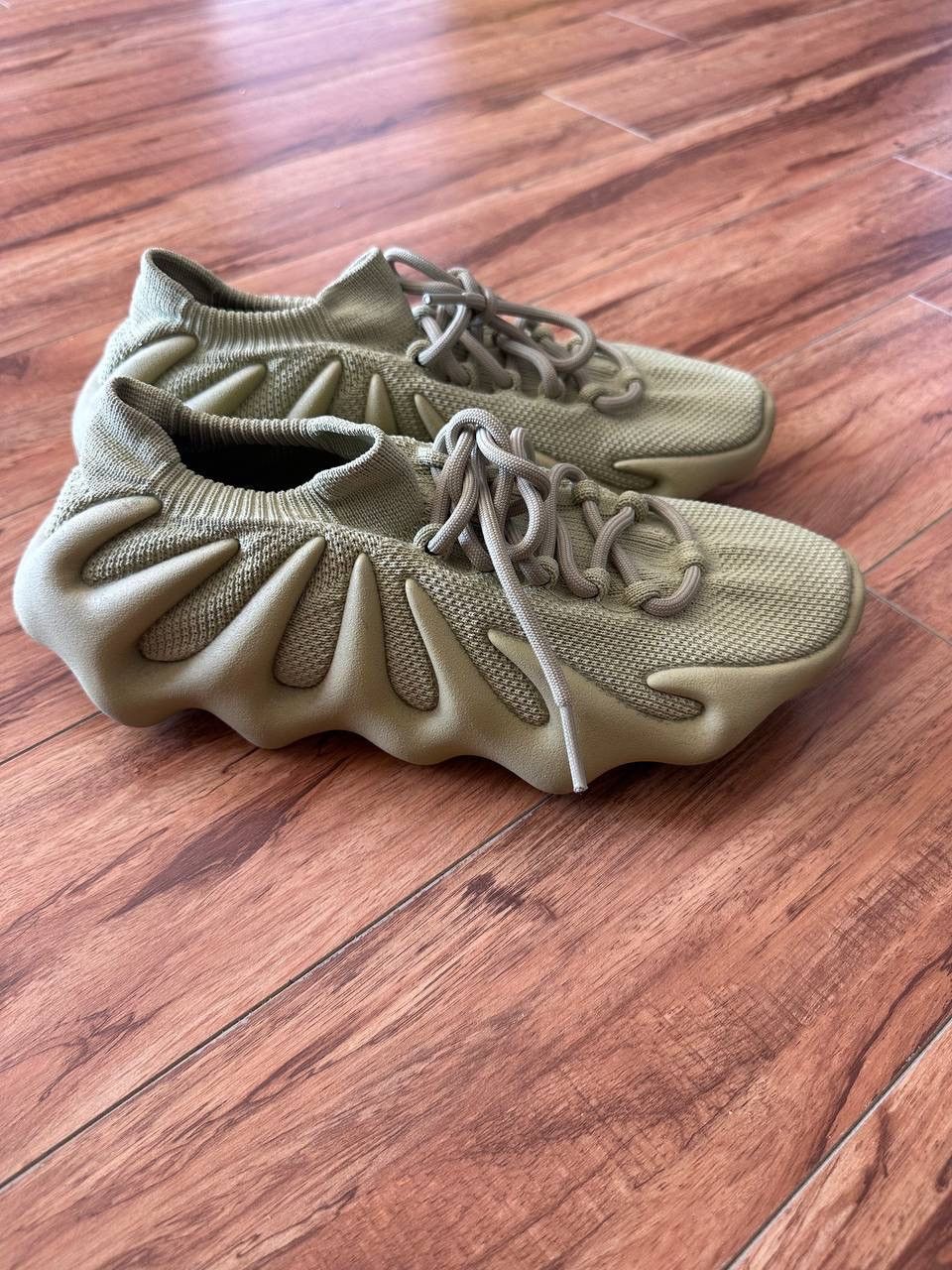 Adidas × Kanye West Adidas Yeezy Boost 350 V2 „Desert Sage“ Low top Sneakers Size US 9 / EU 42 - 1 Thumbnail