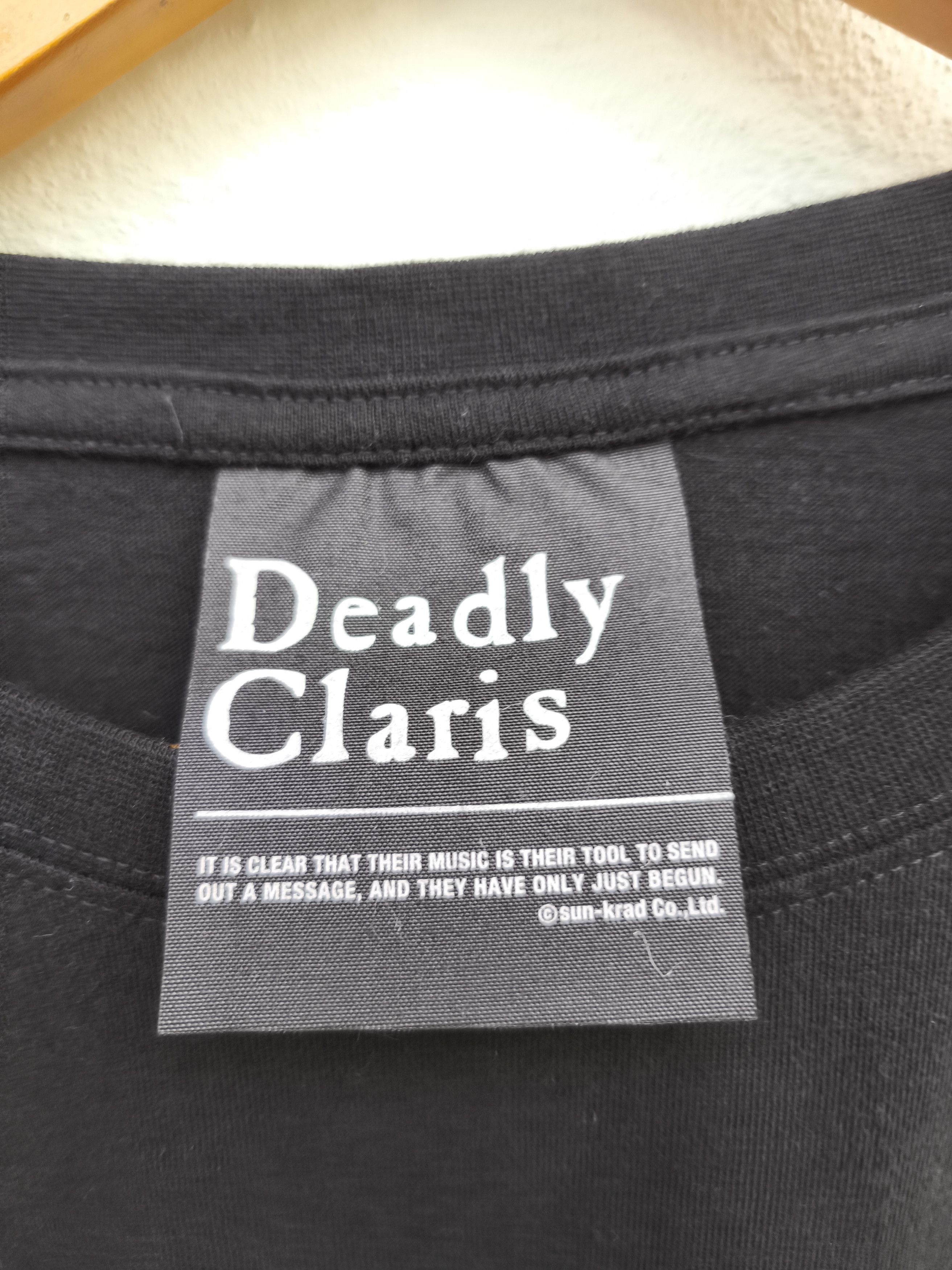 Band Tees Deadly Claris t shirt long sleeve Size US XL / EU 56 / 4 - 12 Thumbnail