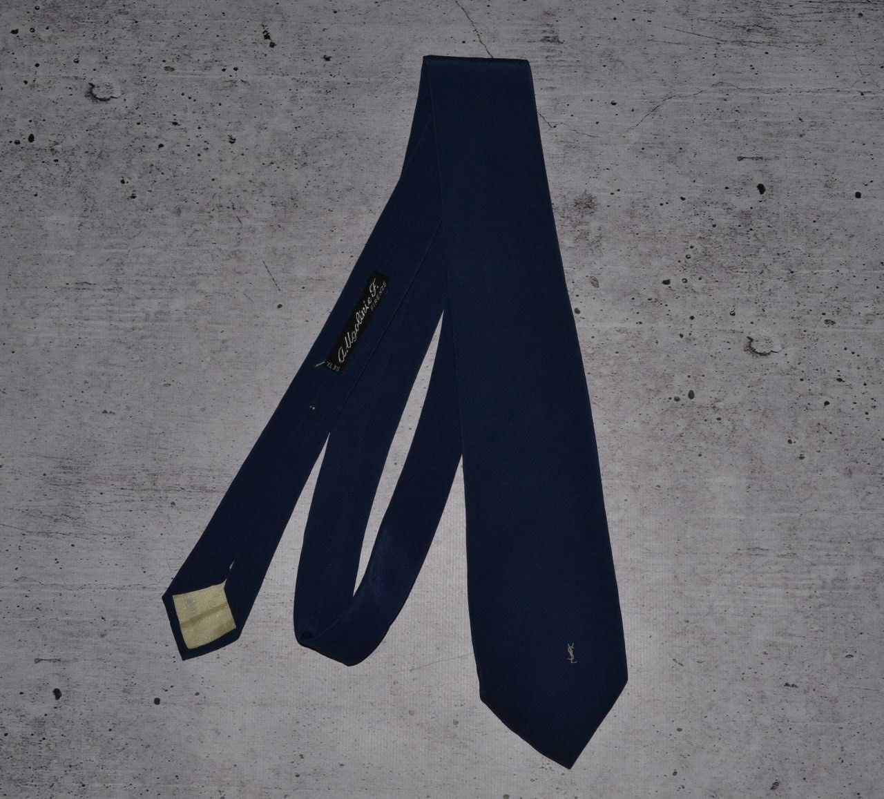 Vintage × Yves Saint Laurent Vintage Tie Yves Saint Laurent Blue Silk Size ONE SIZE - 2 Thumbnail