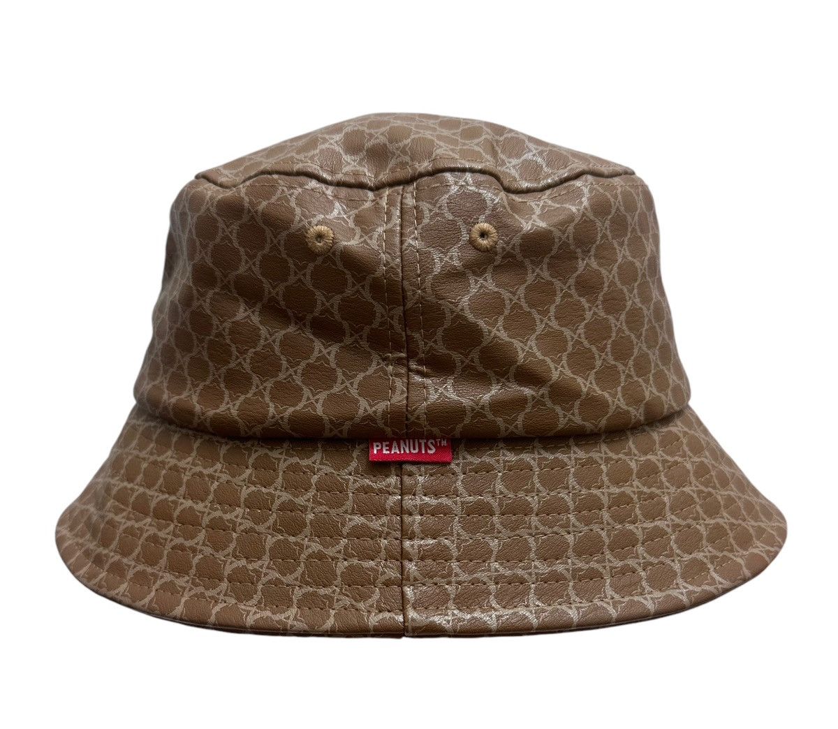 Disney × Japanese Brand Snoopy Peanuts Leather Bucket Hat Size ONE SIZE - 2 Thumbnail