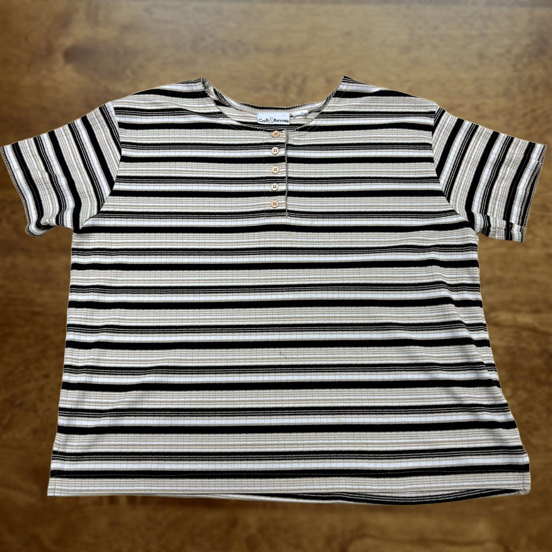 Croft & Barrow Croft & Barrow Shirt Womens XL Black Stripe Henley Short Sleeve Ribbed Knit Top Size XL / US 12-14 / IT 48-50 - 1 Thumbnail