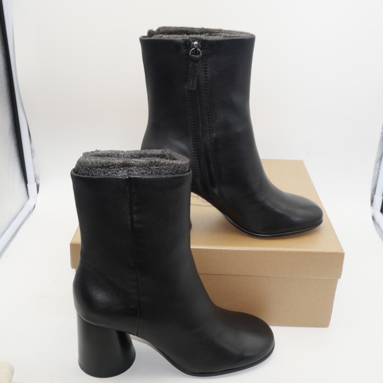 ASH NEW Ash Clone Round Heel Zip Up Ankle Boots Black Leather Size US 6 / IT 36 - 8 Thumbnail