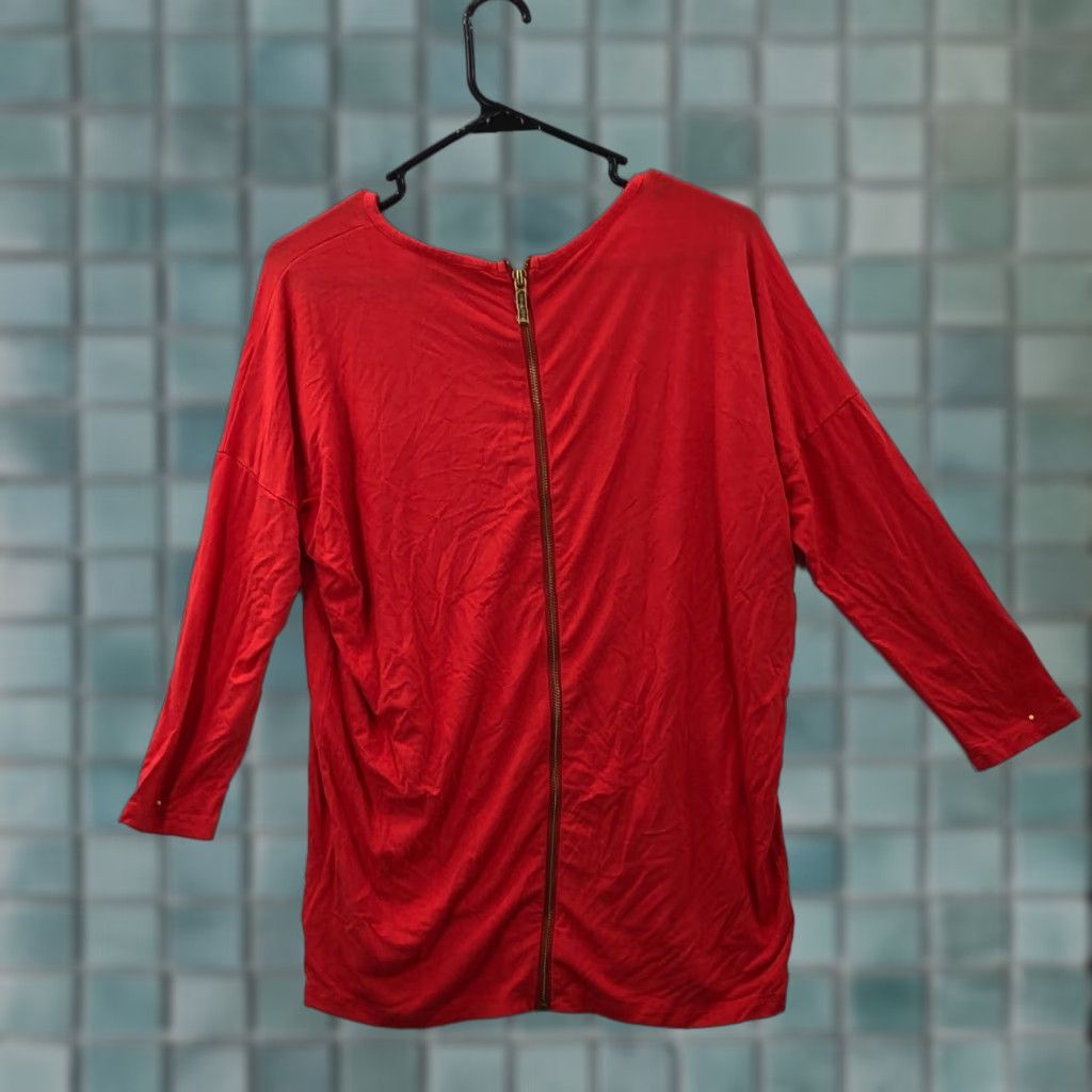 Michael Kors Michael Kors Womens Red Lightweight Long Sleeve T-Shirt Back Zip V-Neck Sz Small Size S / US 4 / IT 40 - 1 Thumbnail