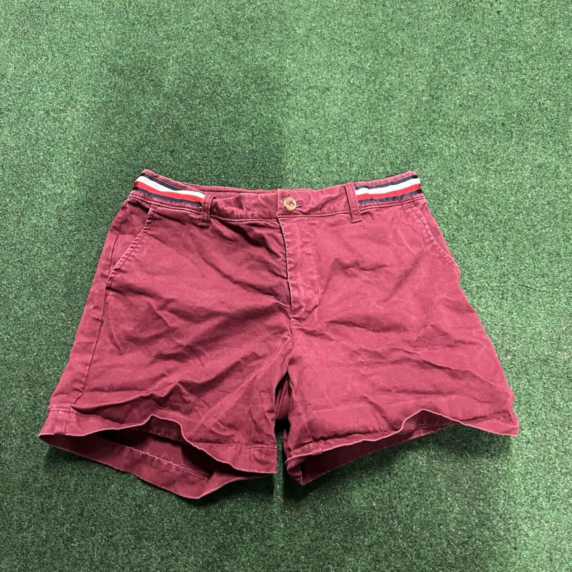 Tommy Hilfiger TOMMY HILFIGER Womens Size 4 Red 100% Cotton Flat Front Chino Shorts Size 27" / US 4 / IT 40 - 1 Thumbnail