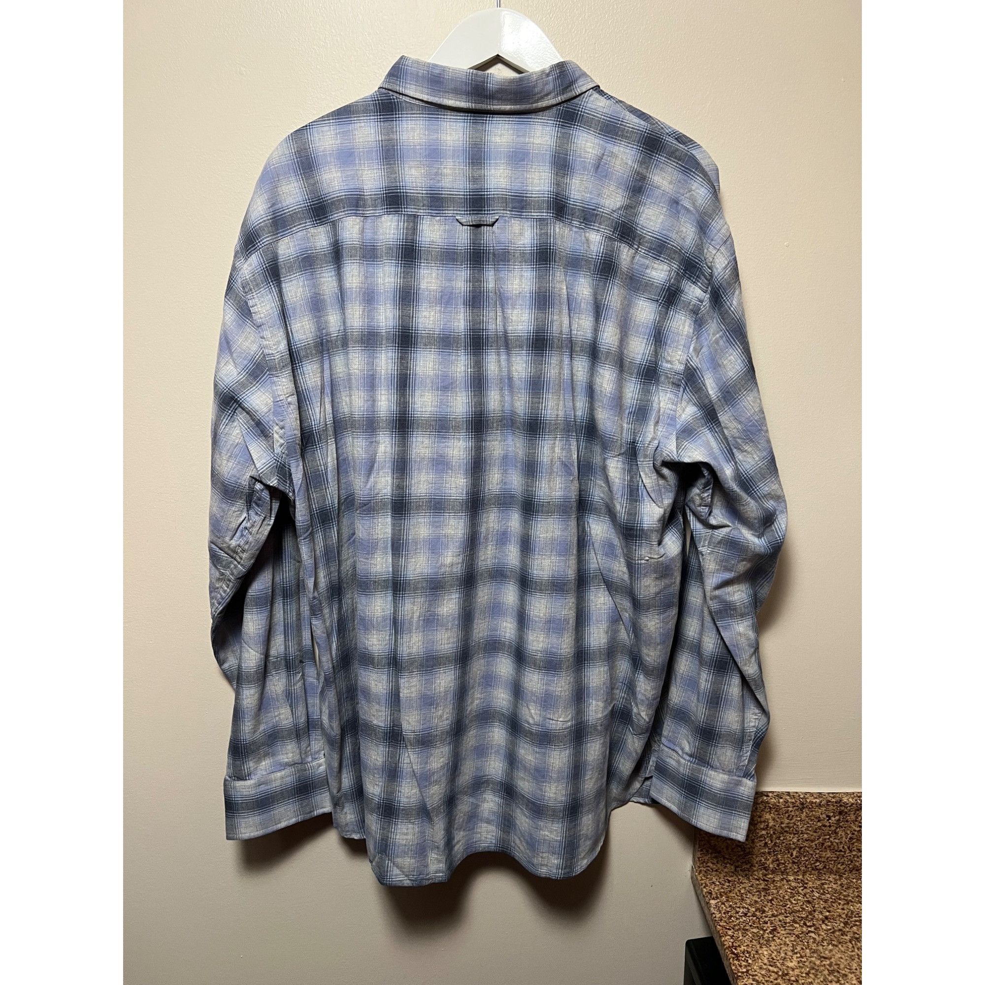 Peter Millar Peter Millar Long Sleeve Button Up Shirt - NWT Size - XXL Size US XXL / EU 58 / 5 - 3 Thumbnail