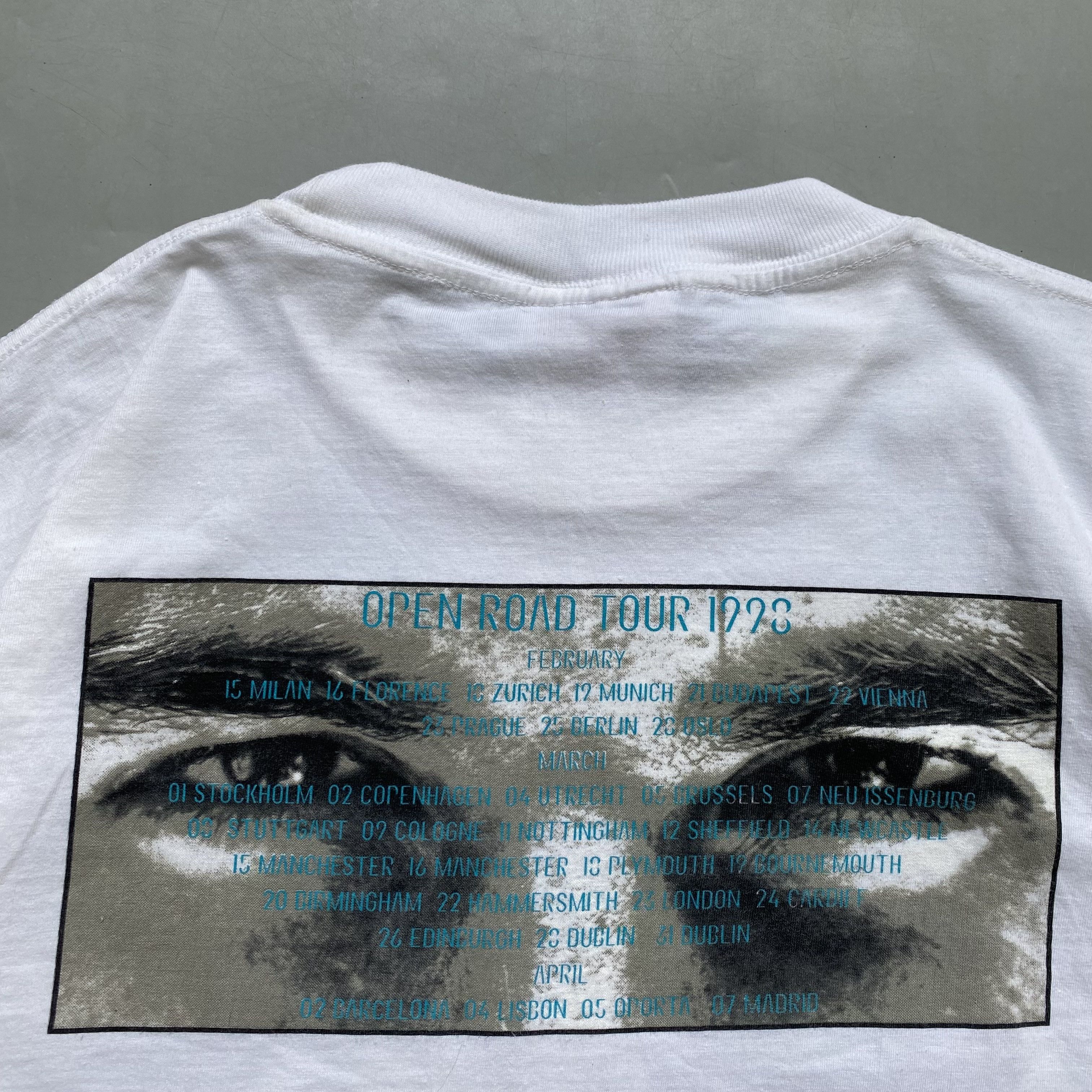 Band Tees 💿 Vintage 97 Gary Barlow Open Road Tour Tee Size US L / EU 52-54 / 3 - 7 Thumbnail