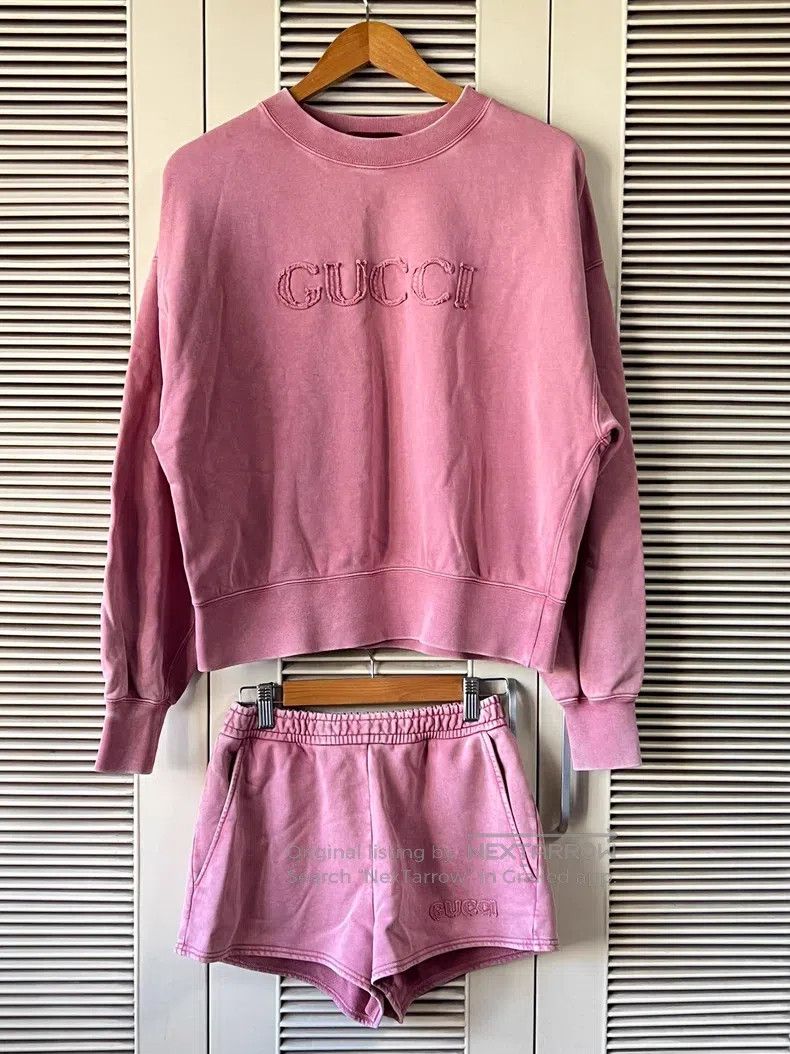 Gucci Pink sweatshirt shorts set