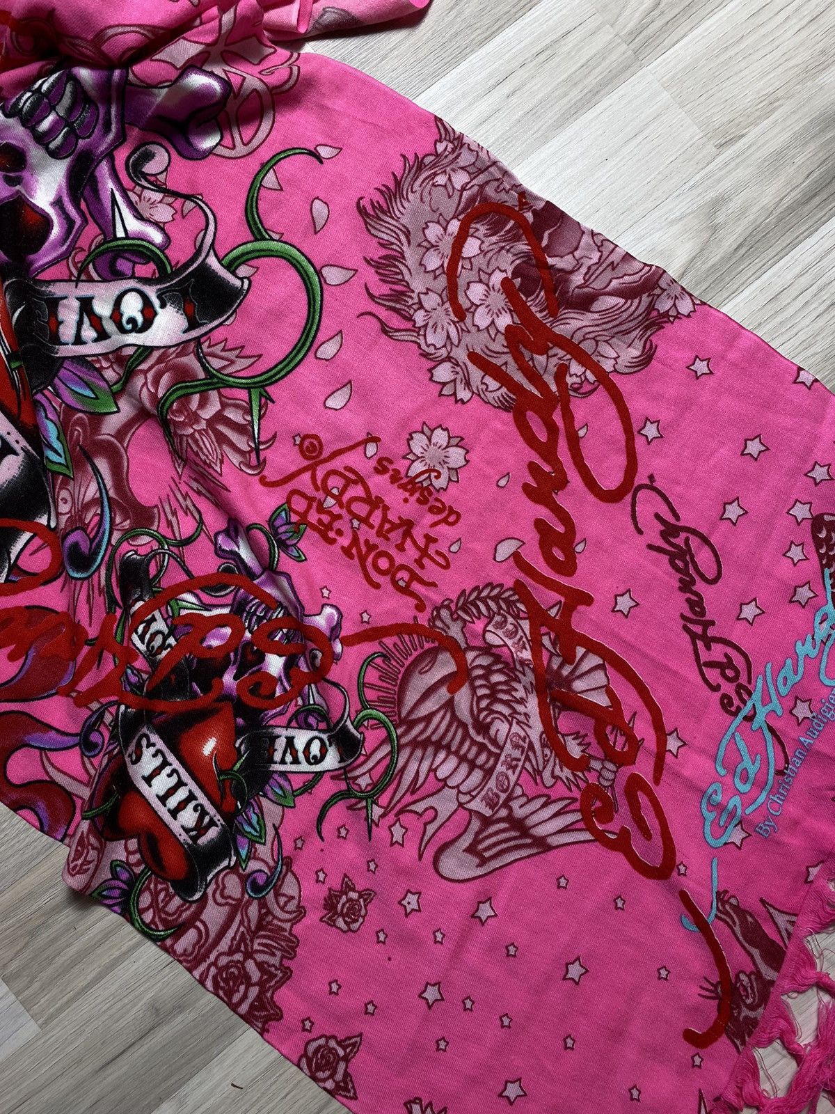 Ed Hardy Christian Audigier Scarf Womens Silk Pink Red Love Kills on sale Slowly Skull