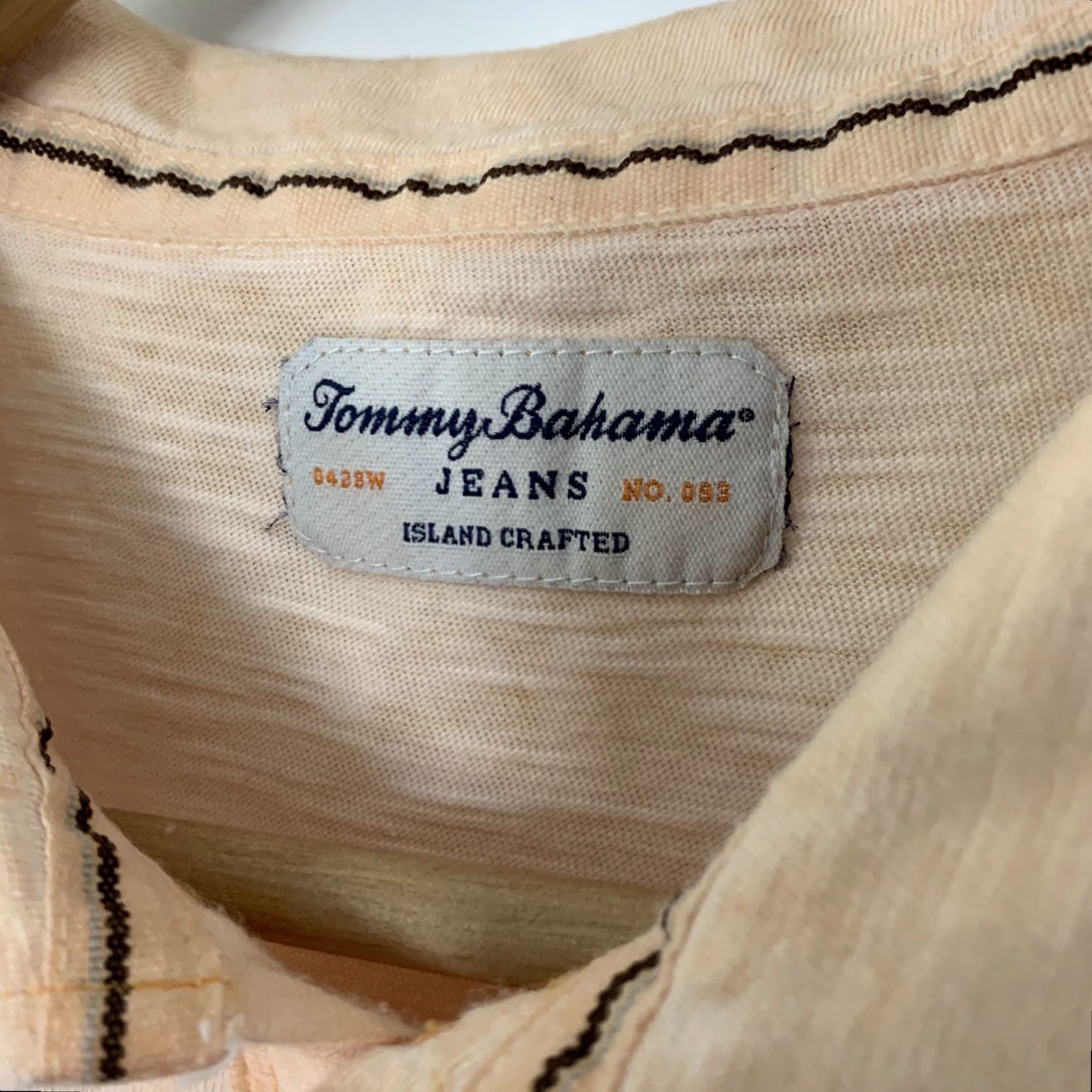 Tommy Bahama VINTAGE Tommy Bahama Jeans Polo Shirt Mens Medium Short Sleeve Lightweight Gold Polo Shirt Casual 100% Cotton Jersey Golf Recreation Mens Size US M / EU 48-50 / 2 - 2 Thumbnail