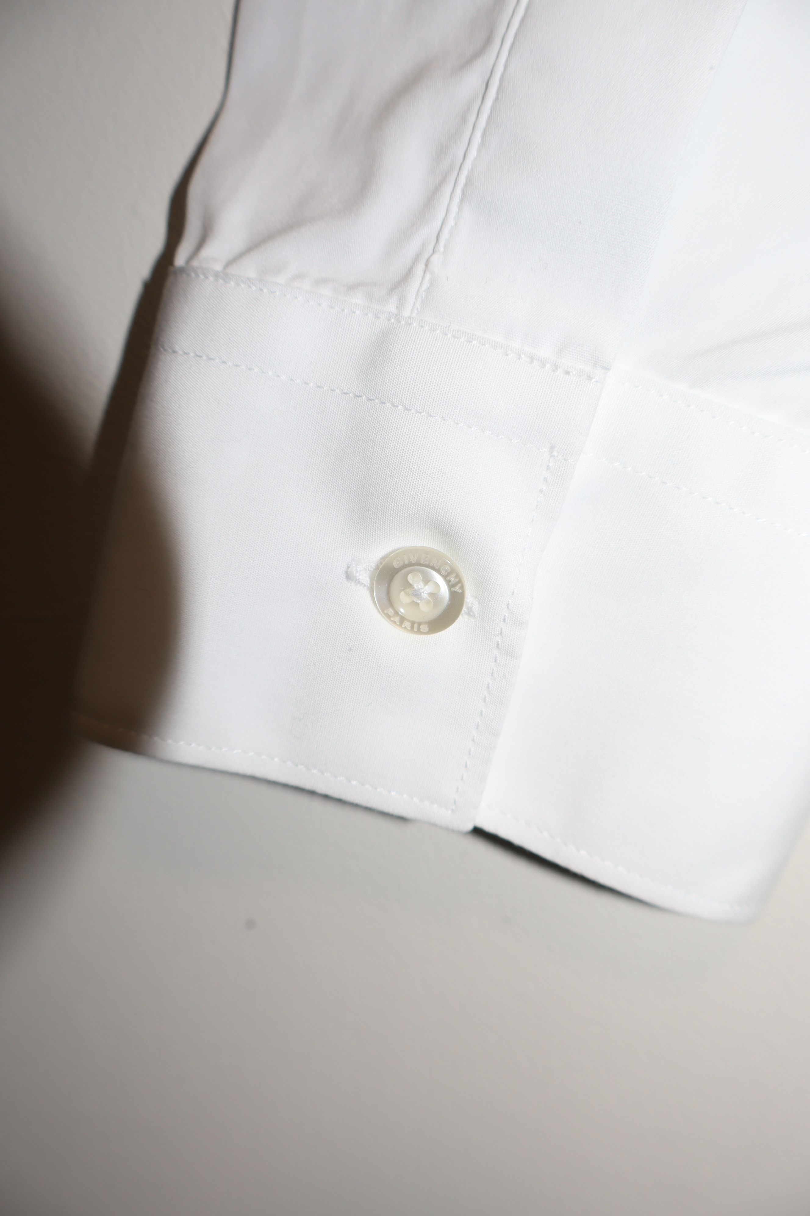 Givenchy Star embroidery shirt Size US XXS / EU 40 - 13 Thumbnail