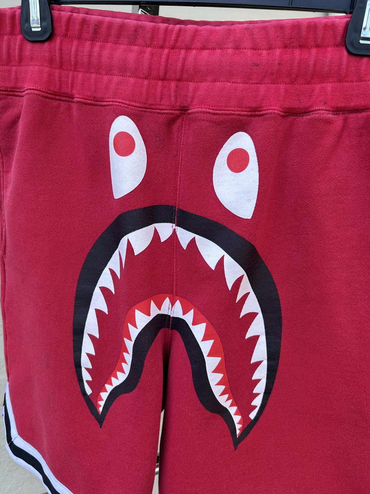 Bape Bape red basketball shorts Size US 32 / EU 48 - 2 Thumbnail