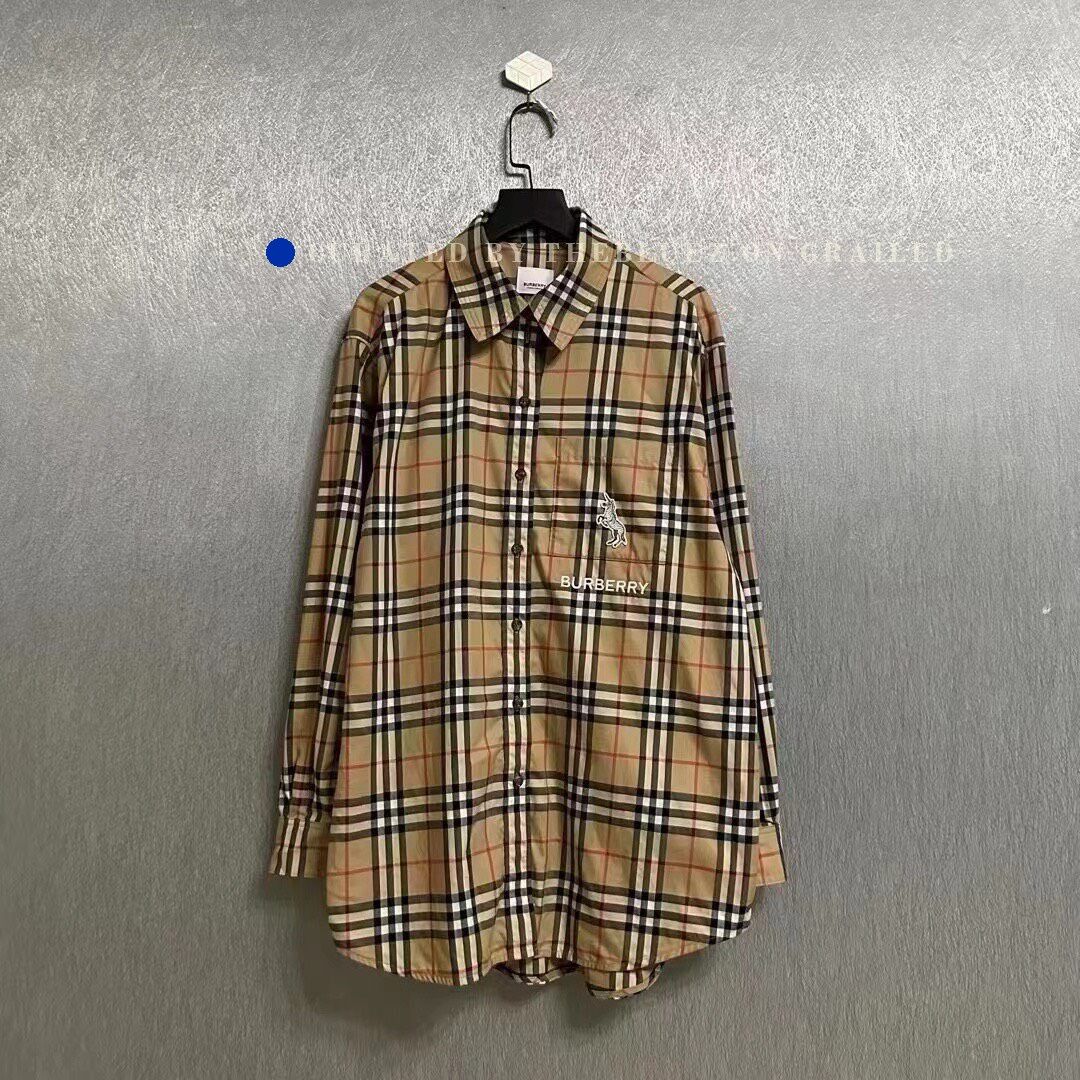 Burberry Burberry Unicorn Embroidery Shirt Size M / US 6-8 / IT 42-44 - 1 Thumbnail