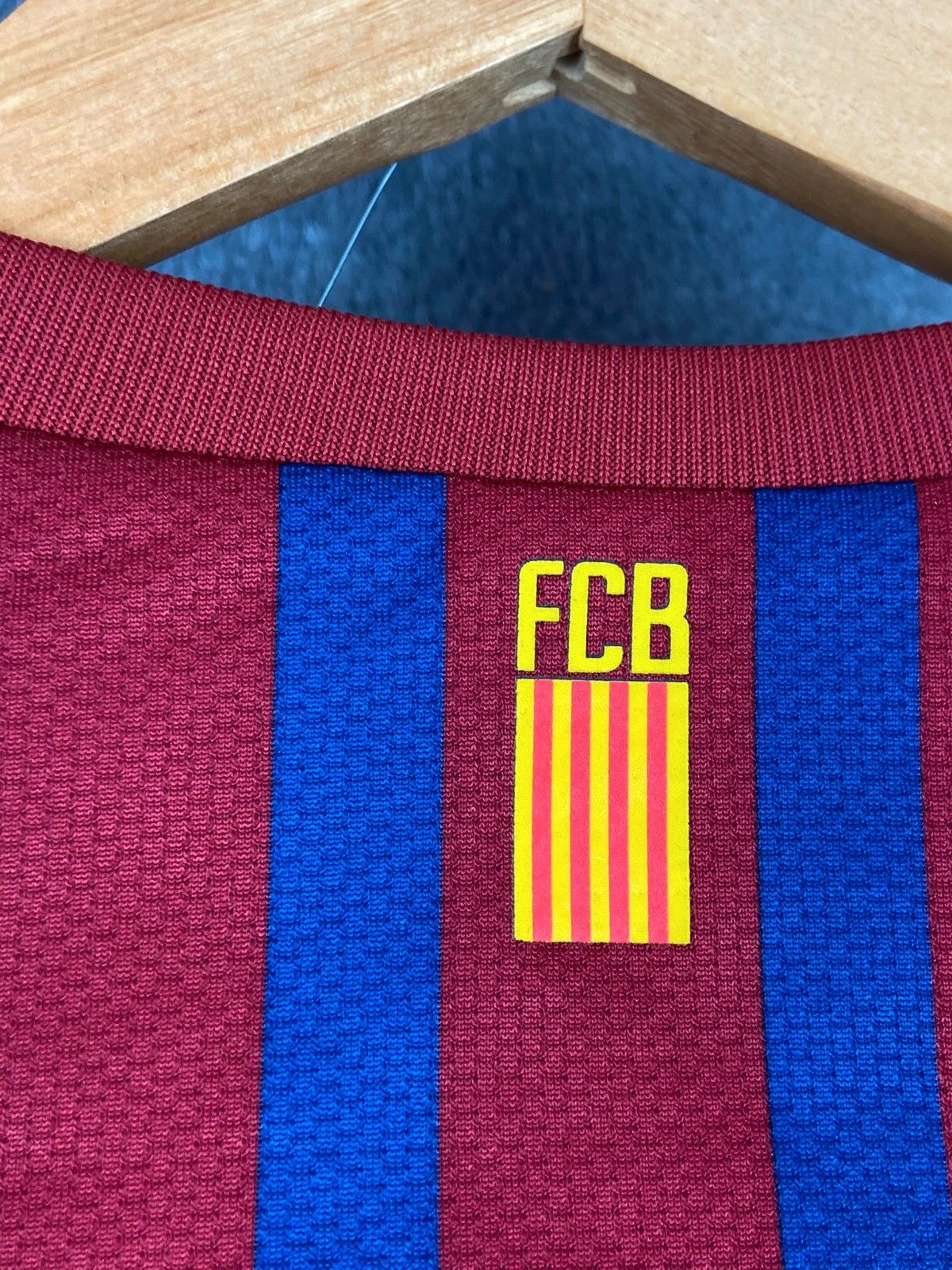 Nike FC Barcelona jersey vintage football shirt rare sponsor Size US S / EU 44-46 / 1 - 8 Thumbnail