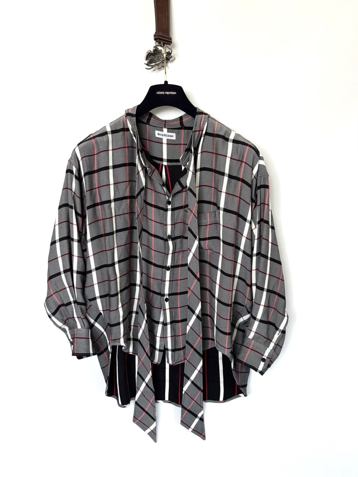 Balenciaga Balenciaga Back Logo Shirt Size US S / EU 44-46 / 1 - 2 Thumbnail