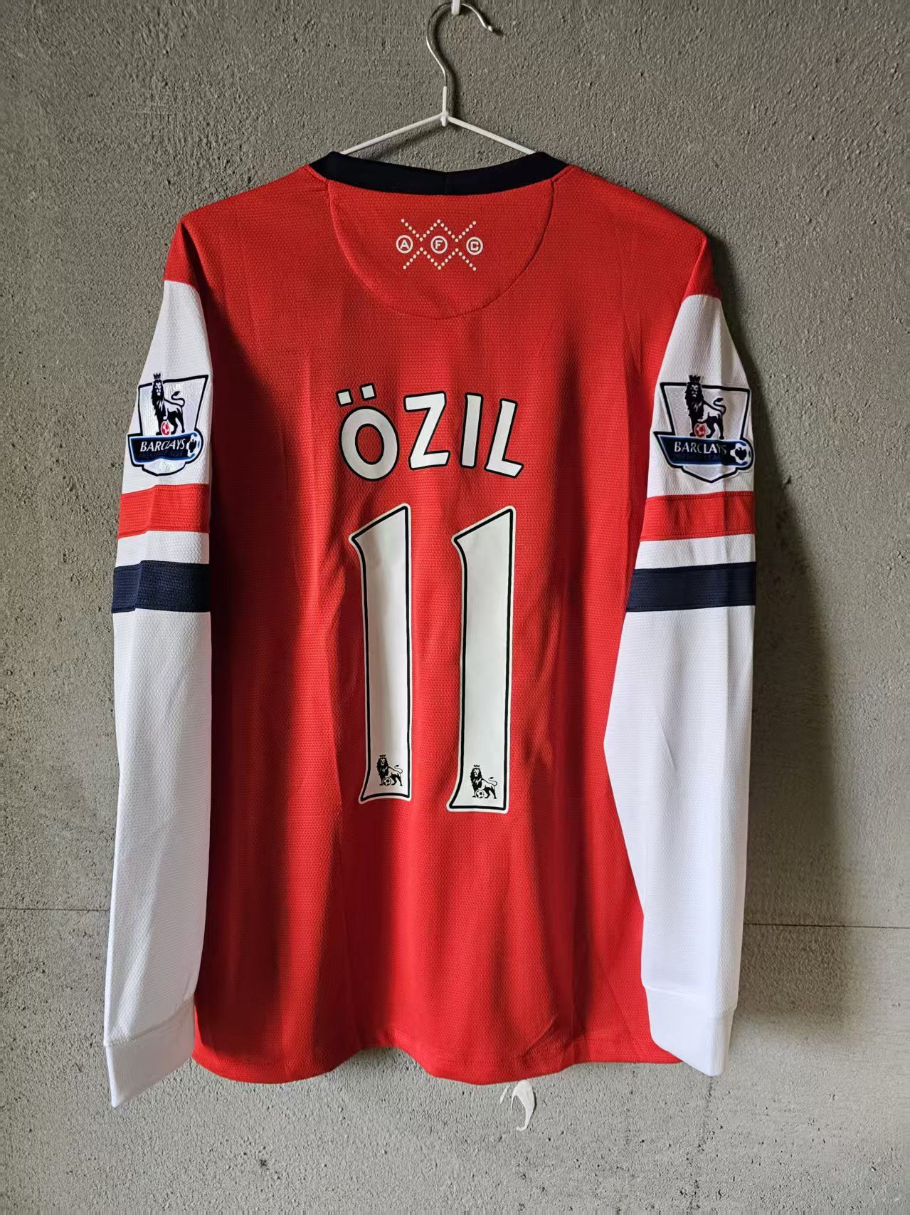 Other 2012 13 Arsenal #11 Mesut Özil Home Size US L / EU 52-54 / 3 - 1 Thumbnail