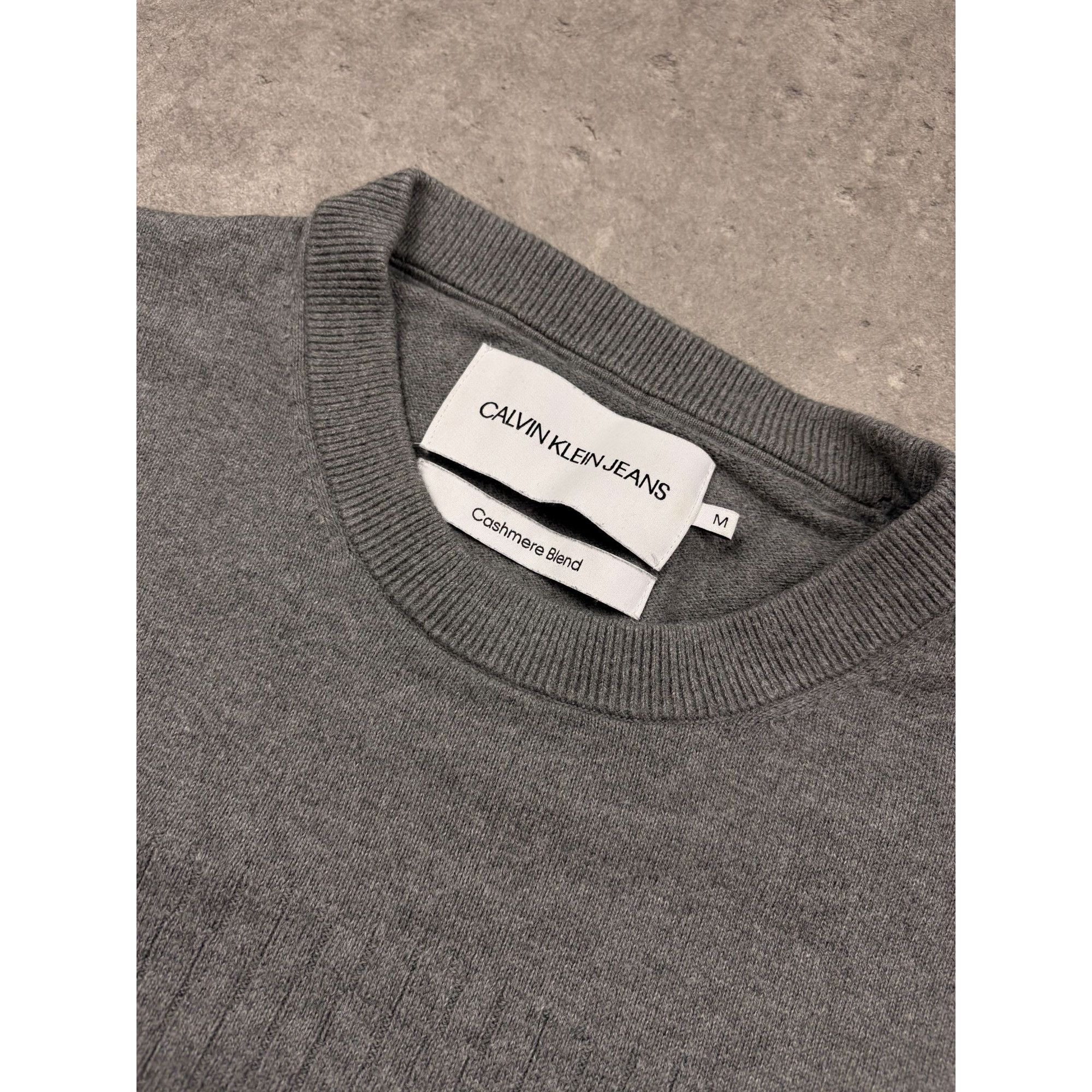 Calvin Klein Calvin Klein Jeans: Modern Minimalist Comfort sweaters Size US M / EU 48-50 / 2 - 5 Thumbnail