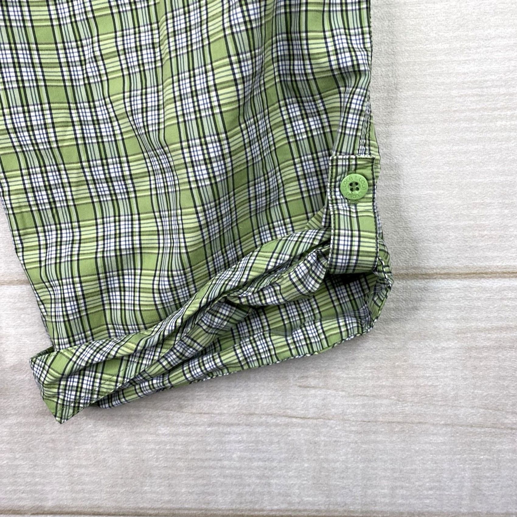 Vintage Lolë Lole Bermuda Shorts Womens 10 Green Plaid Roll Up Leg Stretch Water Resistant Bermuda shorts Green Plaid 10 Womens Size 32" / US 10 / IT 46 - 2 Thumbnail