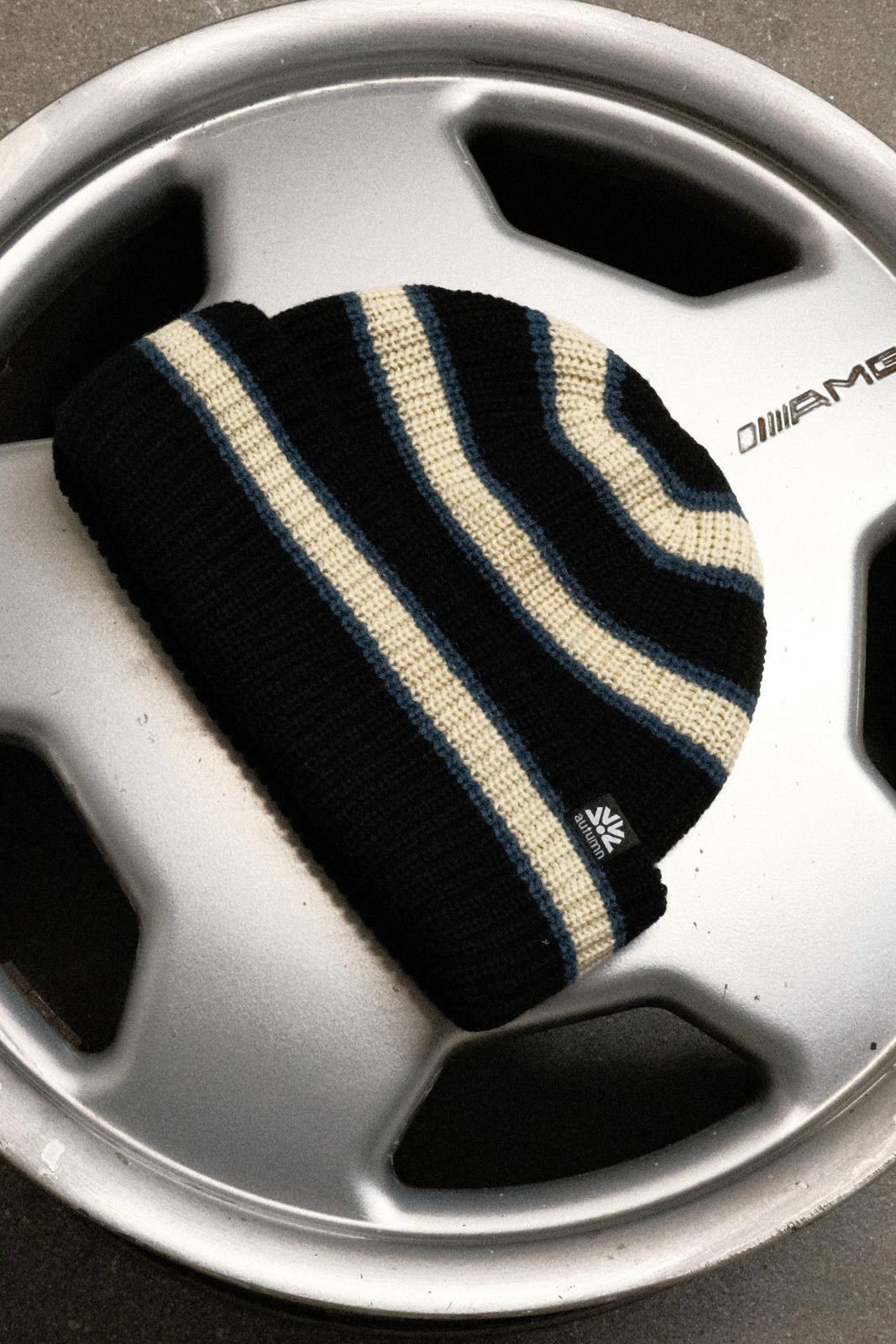 Unknown London Cozy Black and Cream Striped Knit Beanie Hat Size ONE SIZE - 1 Thumbnail