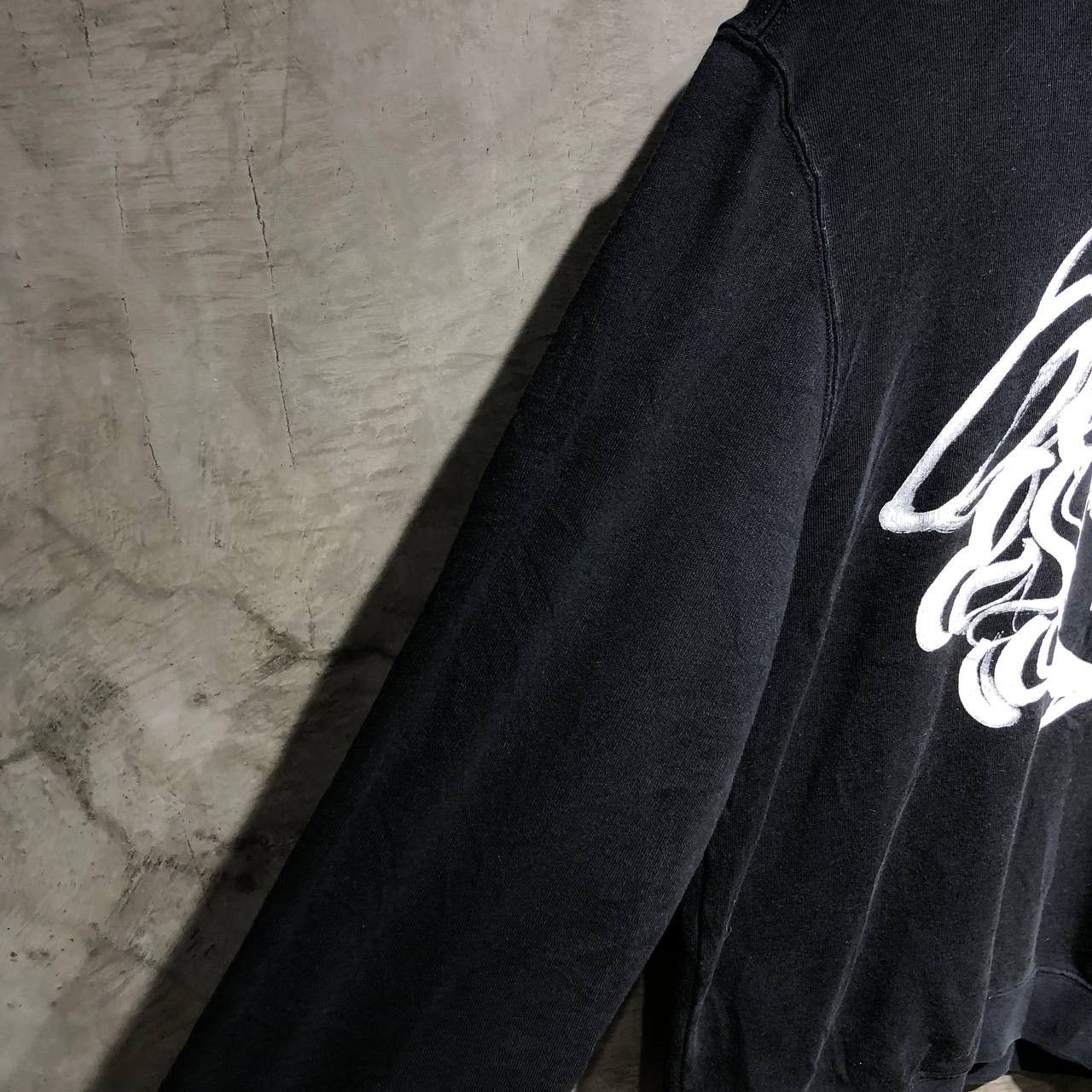 Versace Versace white medusa logo crewneck shirt Size US L / EU 52-54 / 3 - 9 Thumbnail