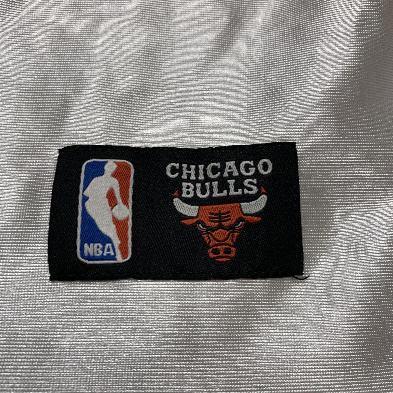 NBA Chicago Bulls #12 Kirk Hinrich Basketball Jersey White Red Size US M / EU 48-50 / 2 - 4 Thumbnail